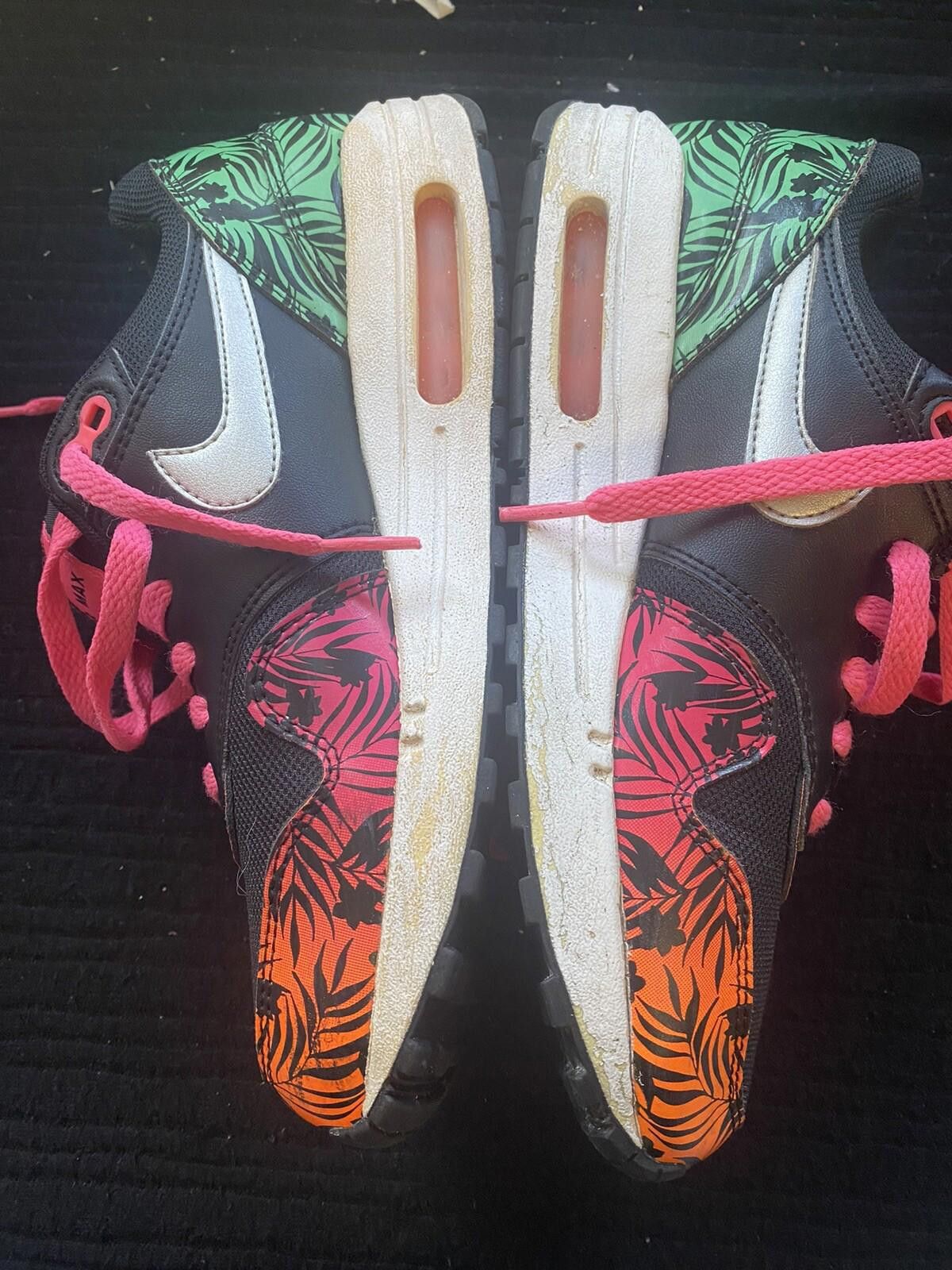 Nike Kids Nike Air Max 90 s 6.5y 705479-001 Black Pink Orange Size US 6.5 / EU 39-40 - 6 Thumbnail