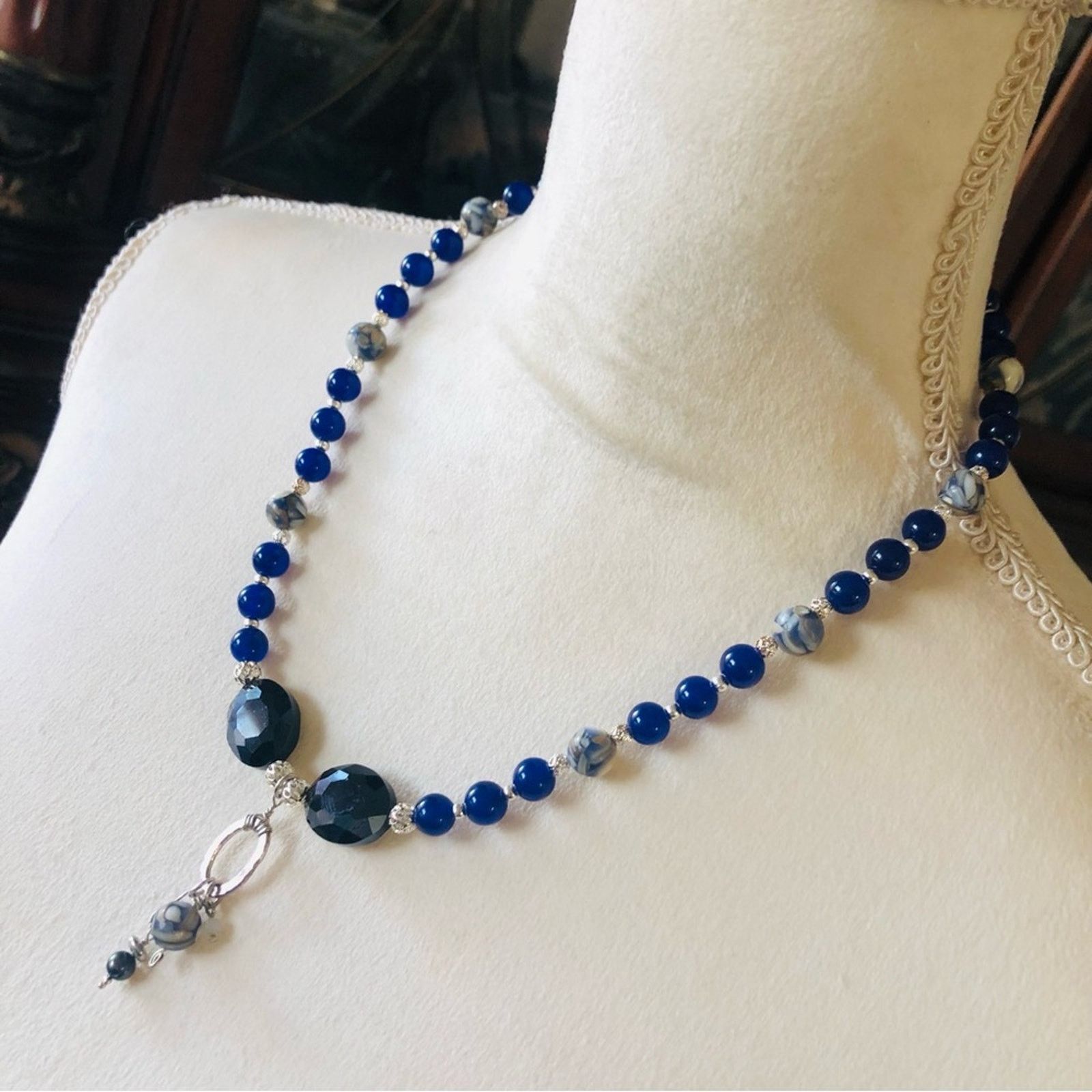 Handmade Handcrafted royal blue dyed agate cal-silica bead necklac Size ONE SIZE - 4 Thumbnail