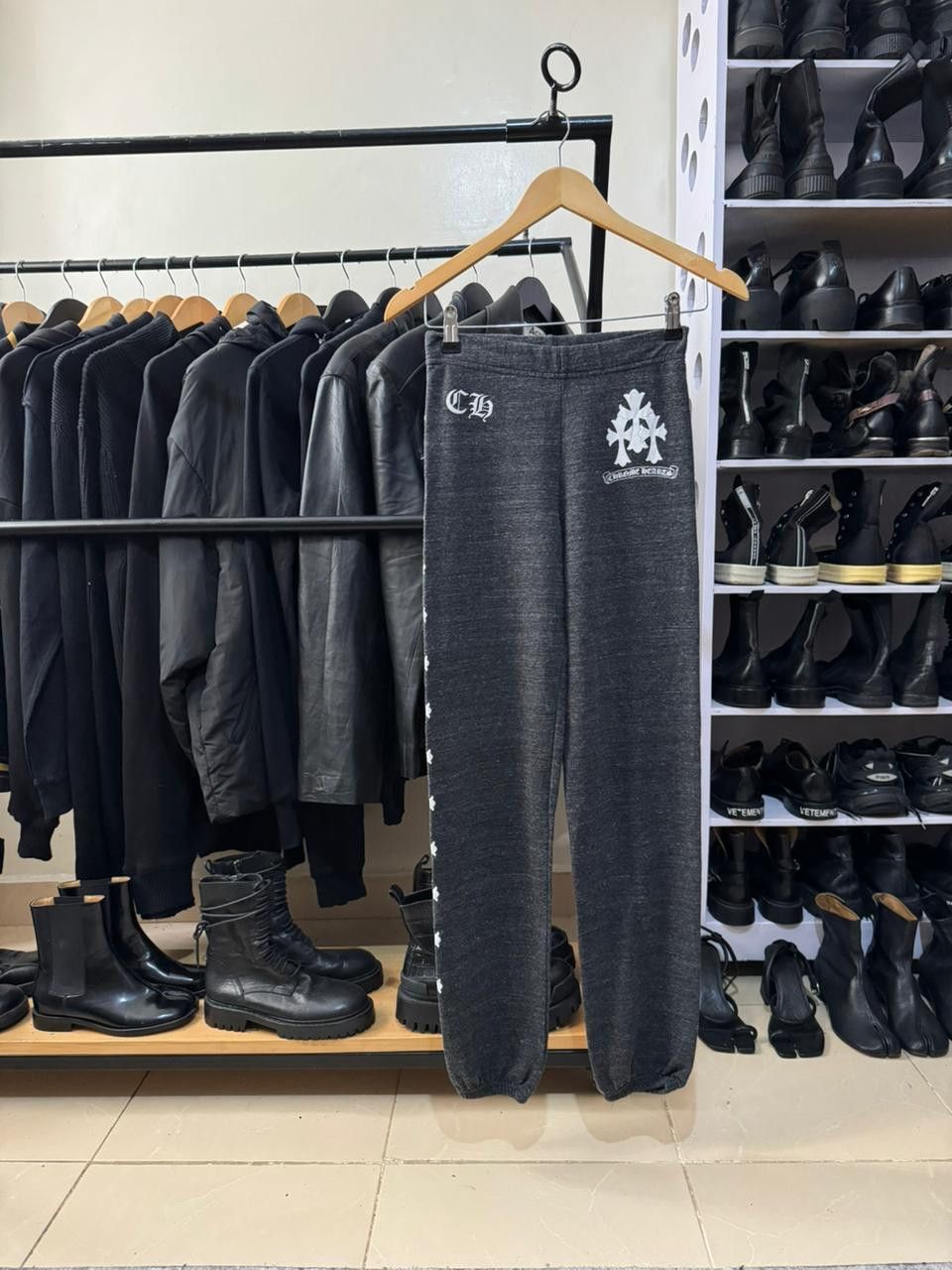 Chrome Hearts Chrome hearts multiple cross sweatpants Size 32" / US 10 / IT 46 - 6 Thumbnail