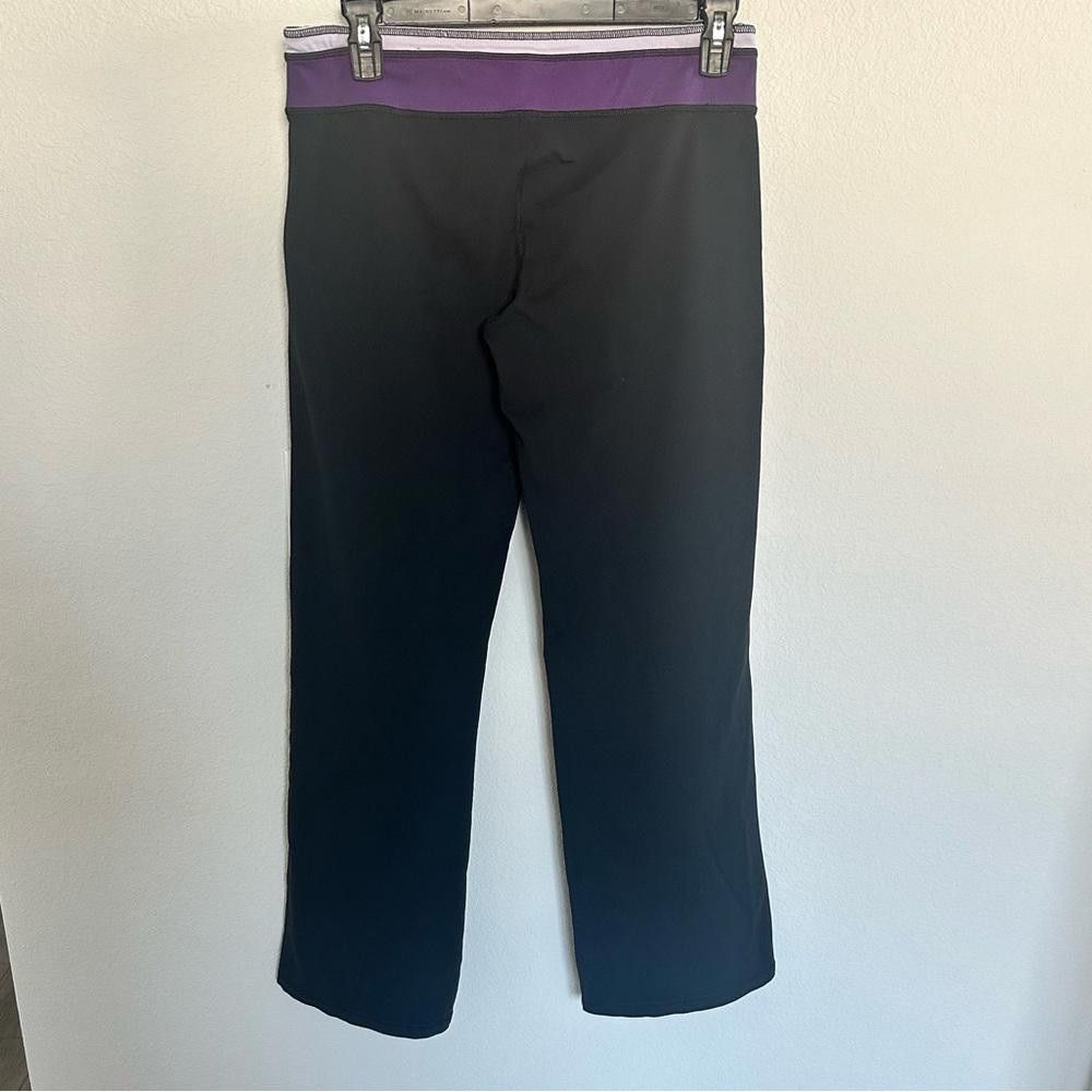Designer Alo Yoga Pants Leggings Wide Leg Small Black Purple CoolFit Size 28" / US 6 / IT 42 - 5 Thumbnail