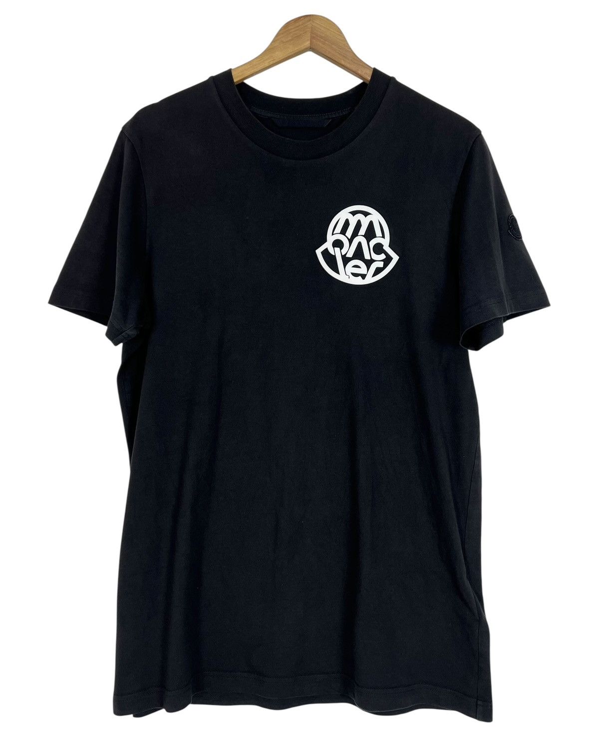 Moncler Moncler Black Graphic Print Crew Neck Short Sleeve Size US L / EU 52-54 / 3 - 1 Thumbnail