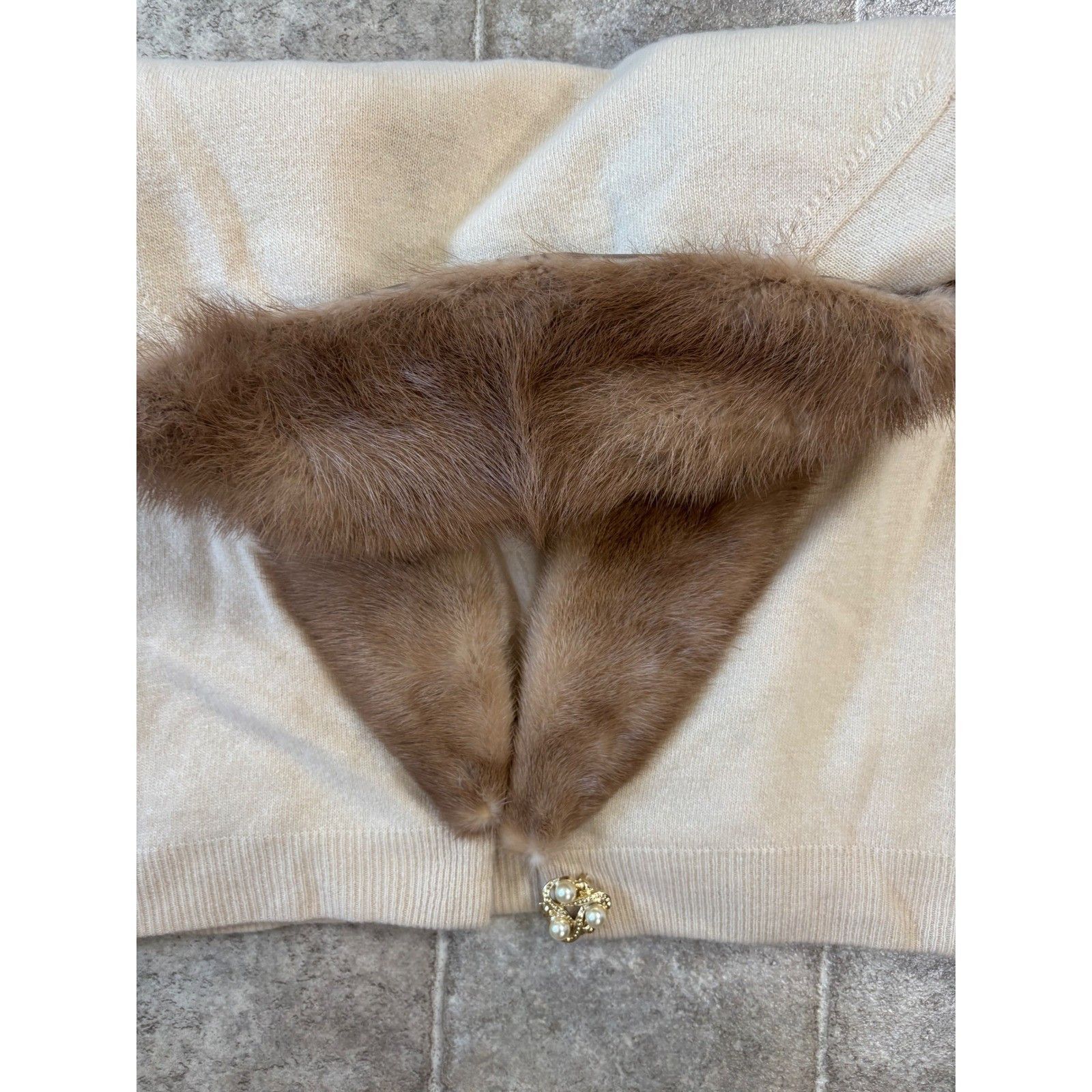 Other Vintage Cameron Classics Cashmere Cardigan Mink Fur Collar Size S / US 4 / IT 40 - 18 Thumbnail