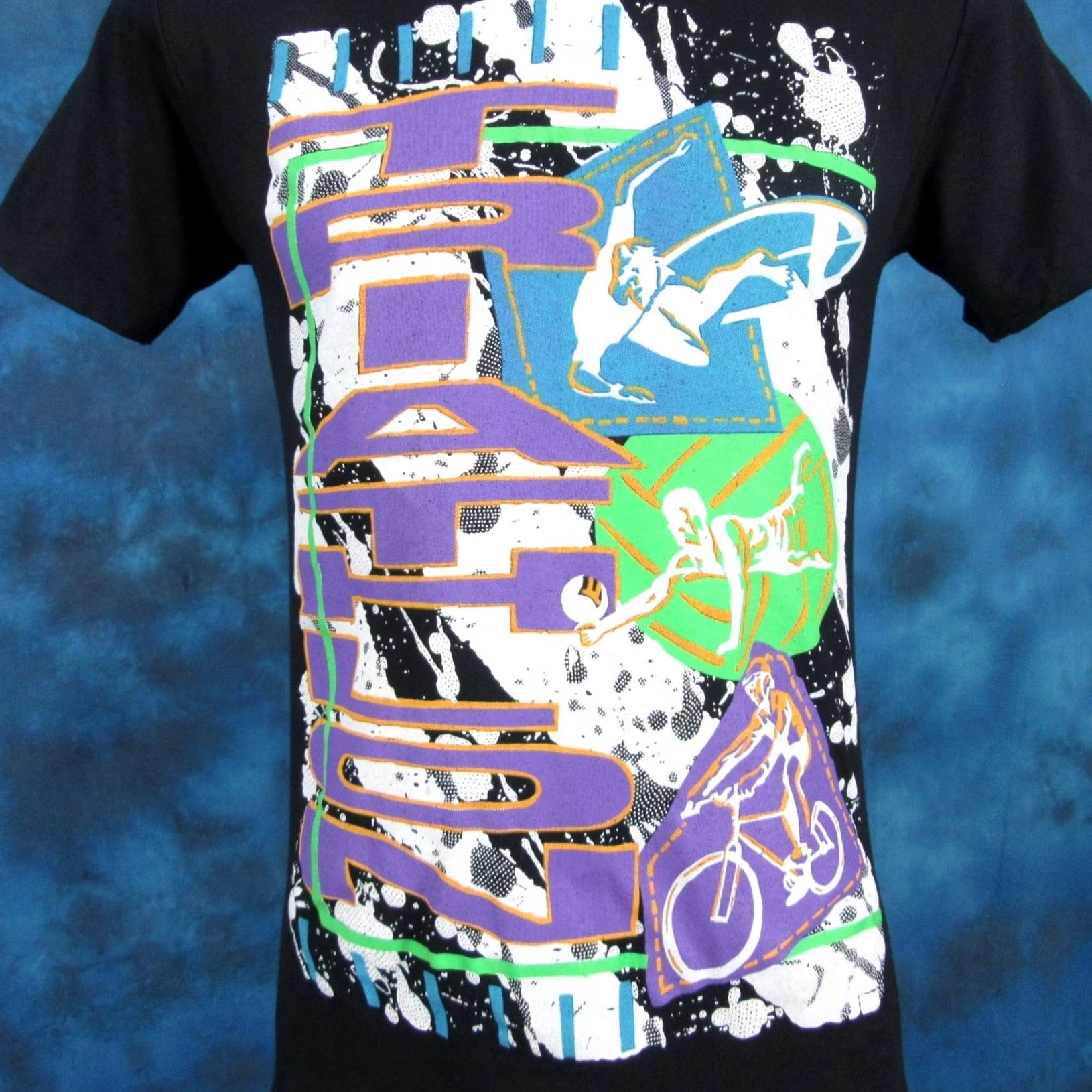 Vintage VINTAGE TRIATHLON T-Shirt XS Men Black 80s 90s Cartoon Surf Bicycle Single Stitch Volleyball Shirt Size US XS / EU 42 / 0 - 2 Thumbnail