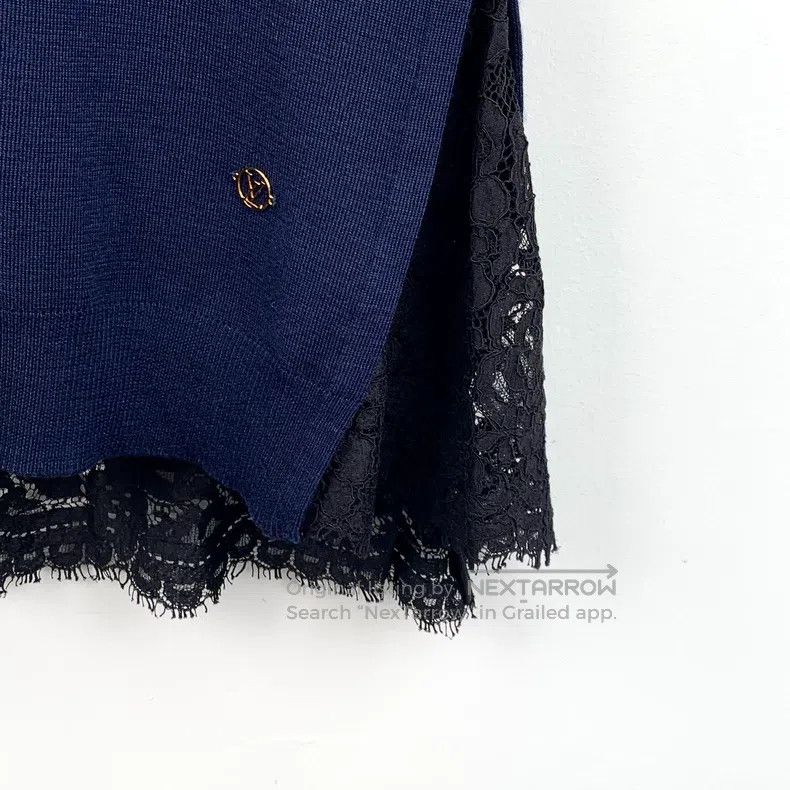 Louis Vuitton Louis Vuitton Dark Blue Logo Wool V-Neck Long Sleeve Lace Size S / US 4 / IT 40 - 4 Thumbnail