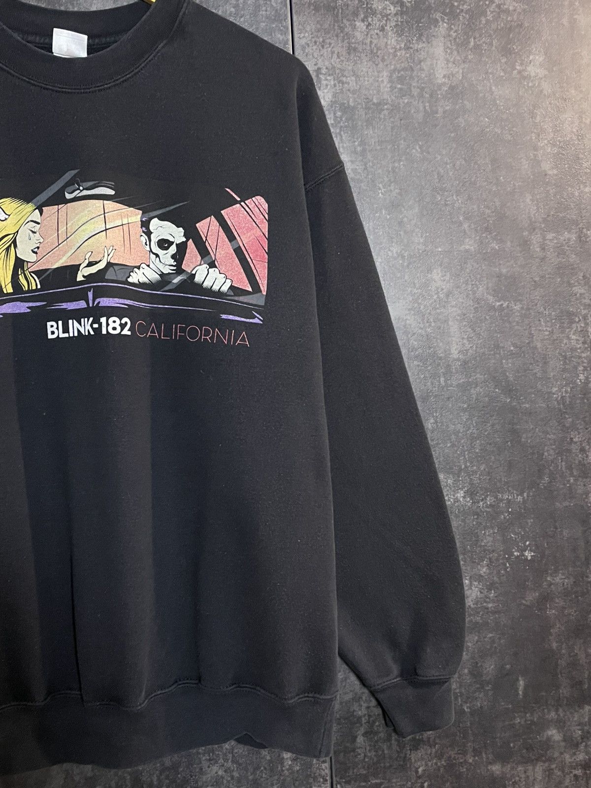 Band Tees Vintage 00s Blink 182 Sweatshirt Rock Band 3D Oasis Deftones Size US XL / EU 56 / 4 - 5 Thumbnail