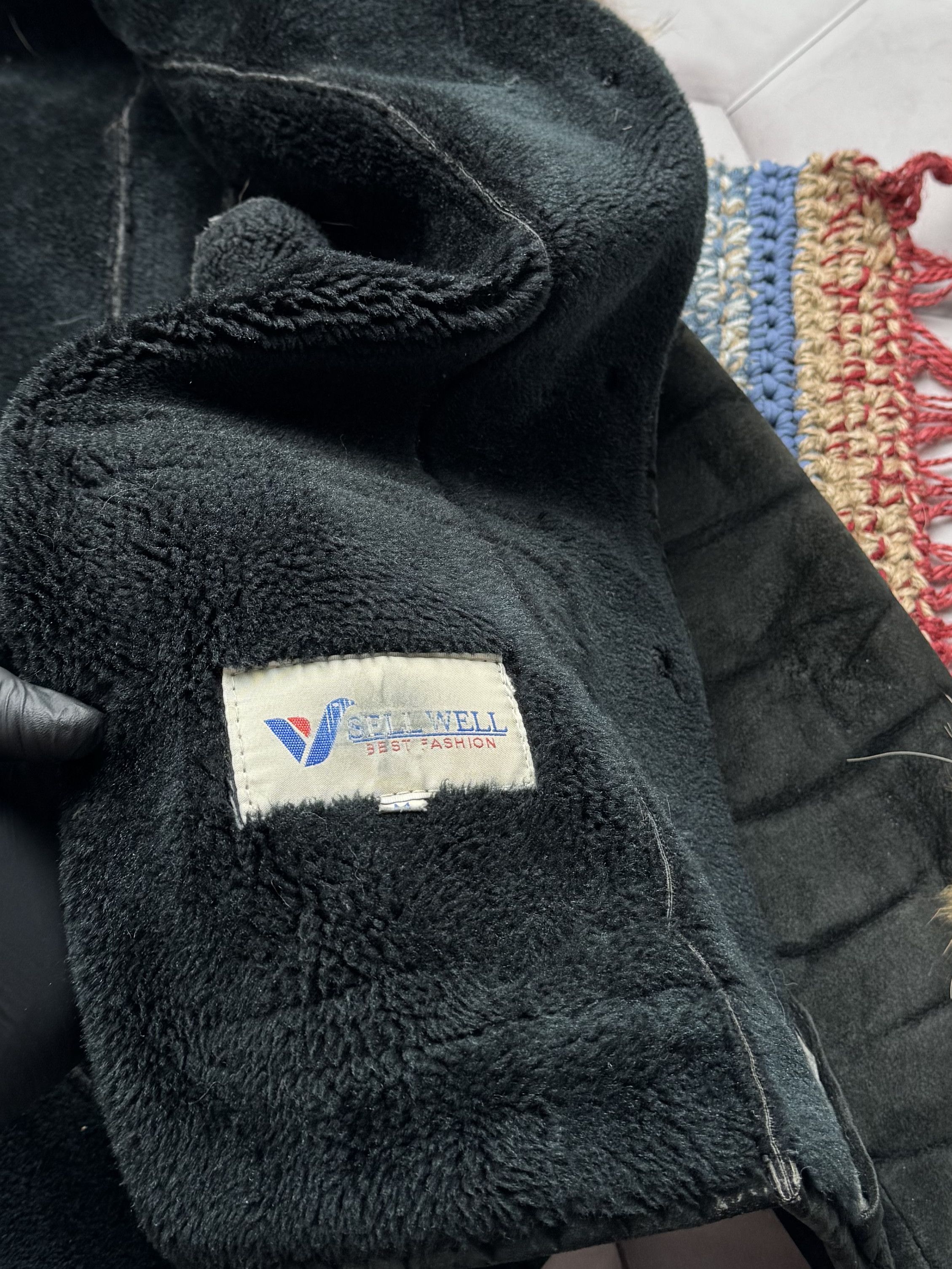 Vintage Vintage Real Sheepskin Coat With Real Fur Details (E4) Size M / US 6-8 / IT 42-44 - 7 Thumbnail