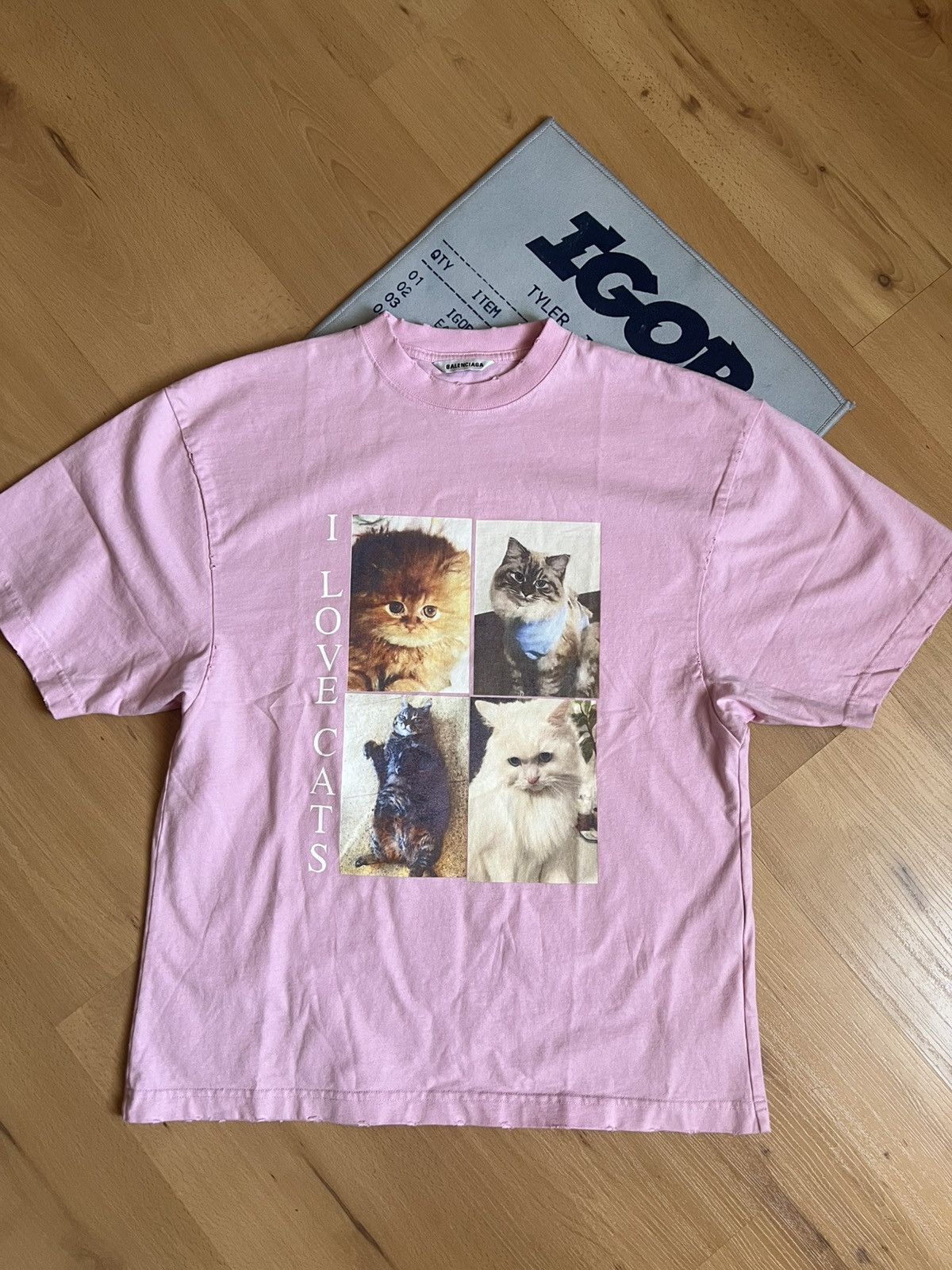Balenciaga Balenciaga I Love Cats Oversized T-Shirt Pink Size US XS / EU 42 / 0 - 1 Thumbnail
