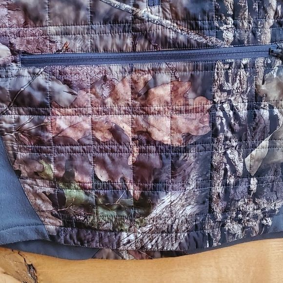 Vintage Browning Pullover Kangaroo 1/2 Zip Sz. L Vest Size US L / EU 52-54 / 3 - 3 Thumbnail