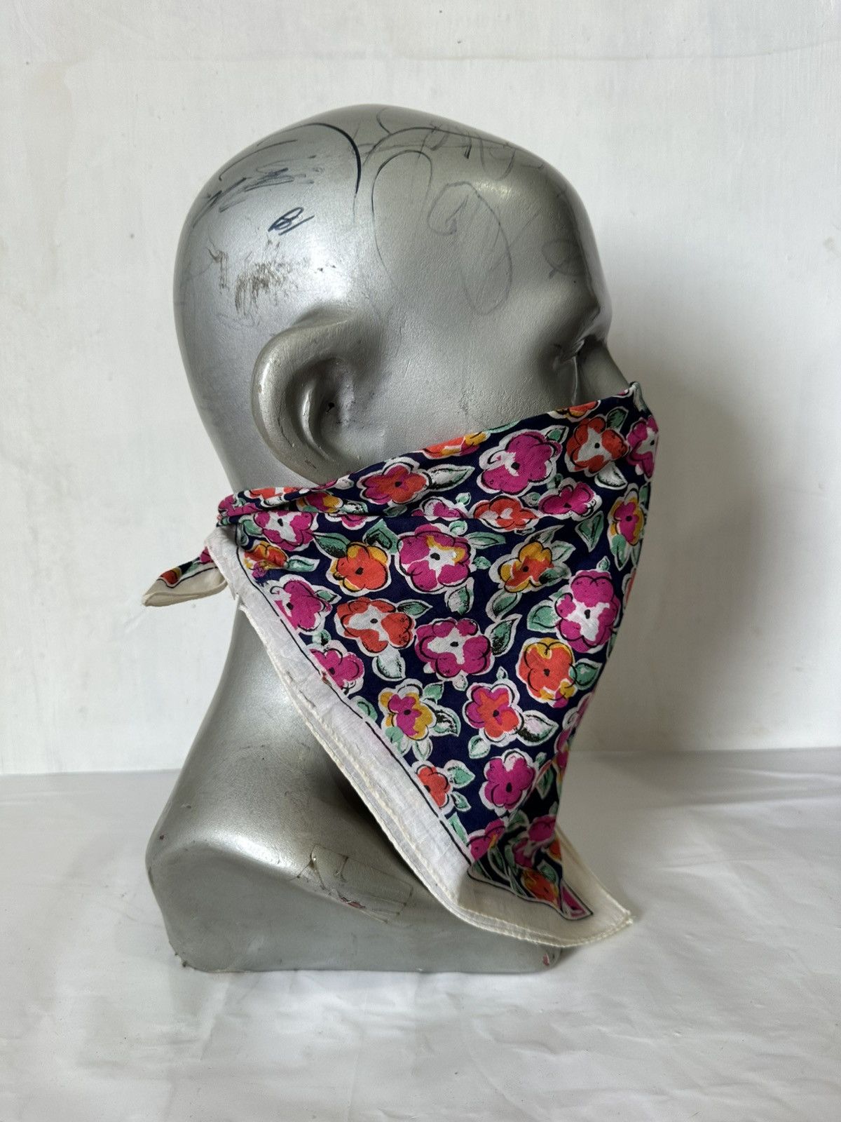 Givenchy × Vintage Vintage Givenchy Handkerchief/ Neckerchief/ Bandana Size ONE SIZE - 12 Thumbnail