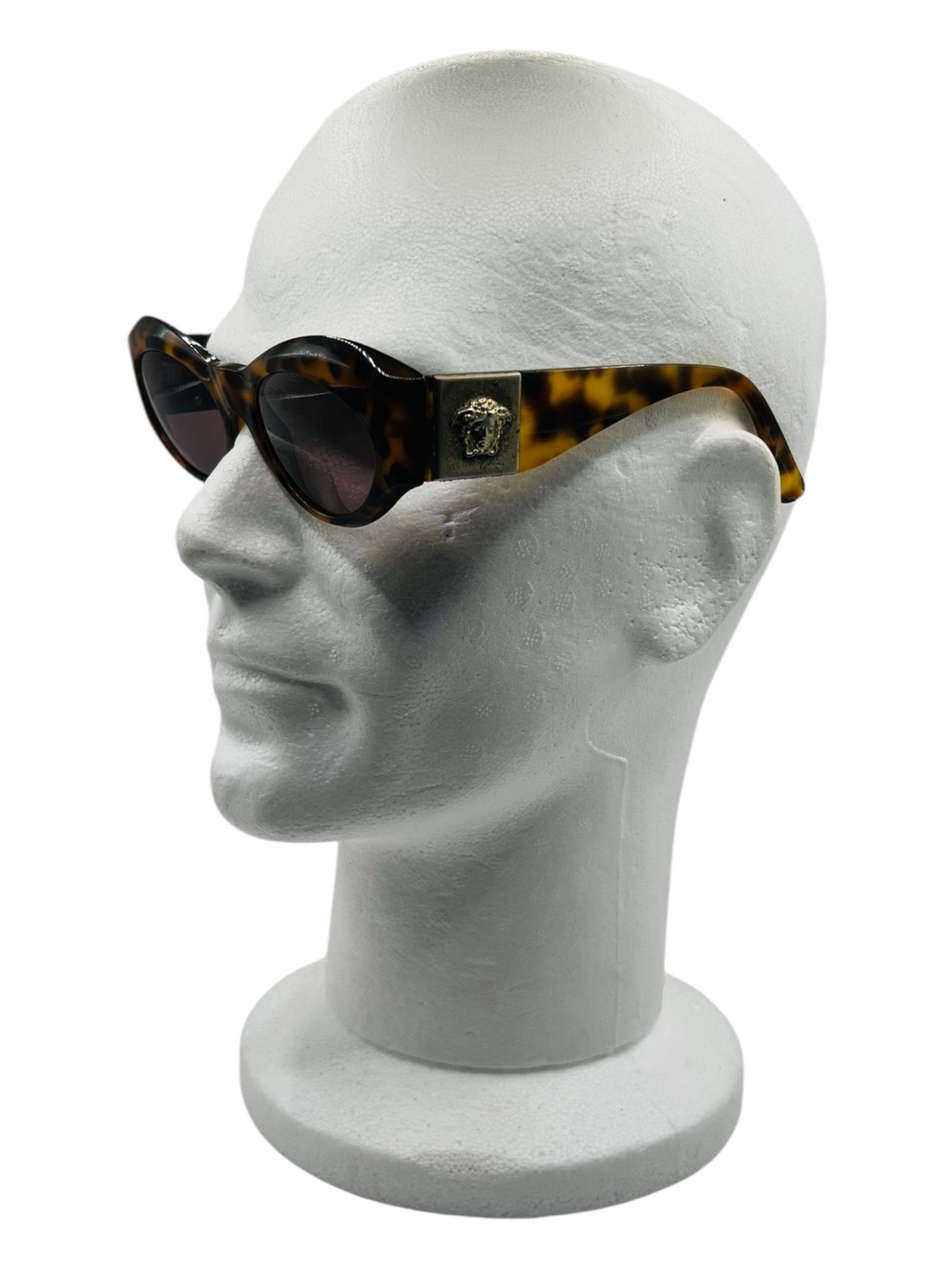 Versace Gianni Versace vintage sunglasses Size ONE SIZE - 11 Thumbnail