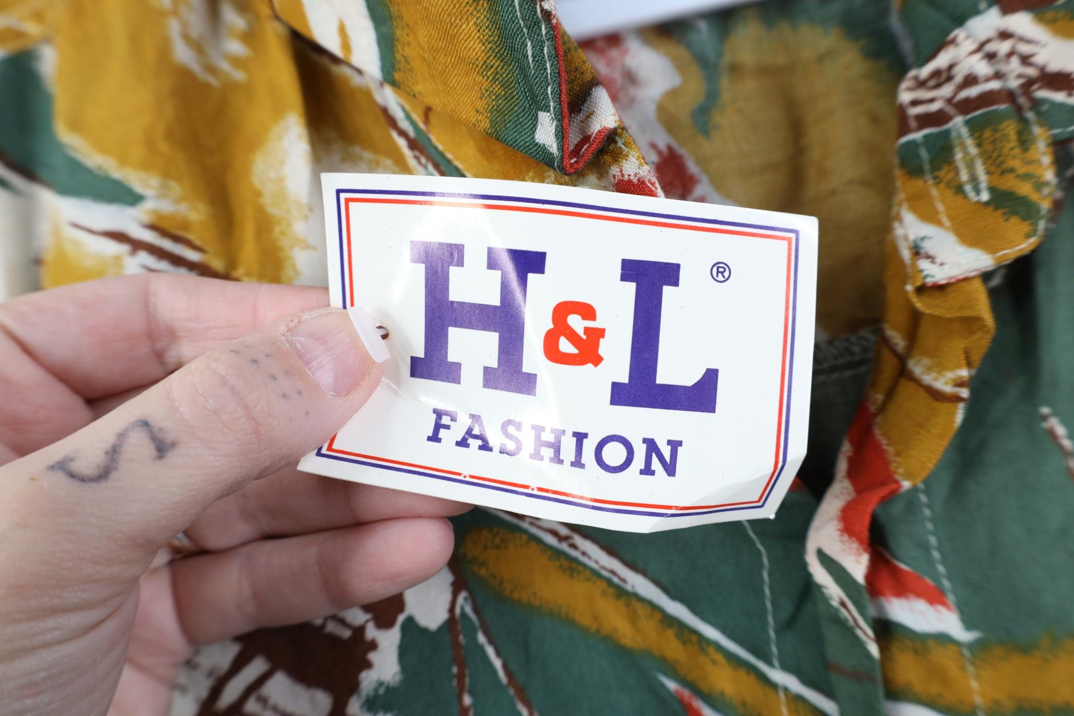 Vintage Deadstock Vintage 90s Streetwear Gabardine Button Shirt Size US L / EU 52-54 / 3 - 4 Thumbnail