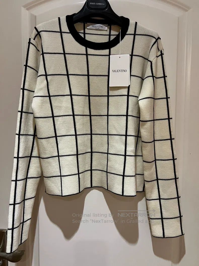 Valentino Valentino sweater Size S / US 4 / IT 40 - 1 Thumbnail