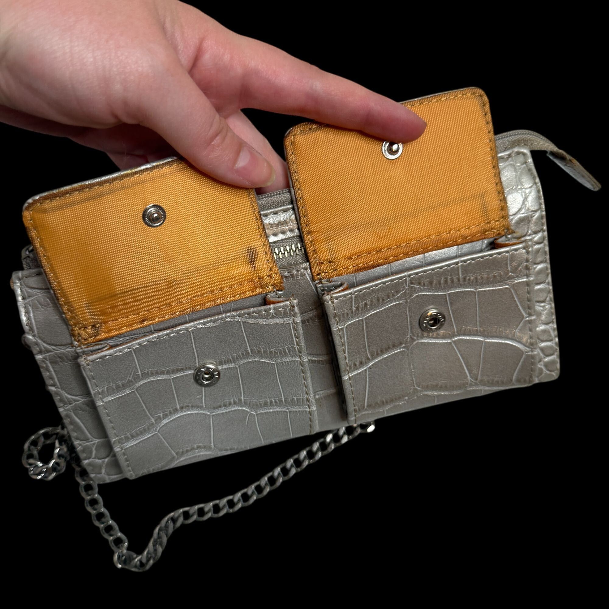 Other KATHY Van Zeeland Crocodile Print Leather Chain Logo Clutch Size ONE SIZE - 9 Thumbnail