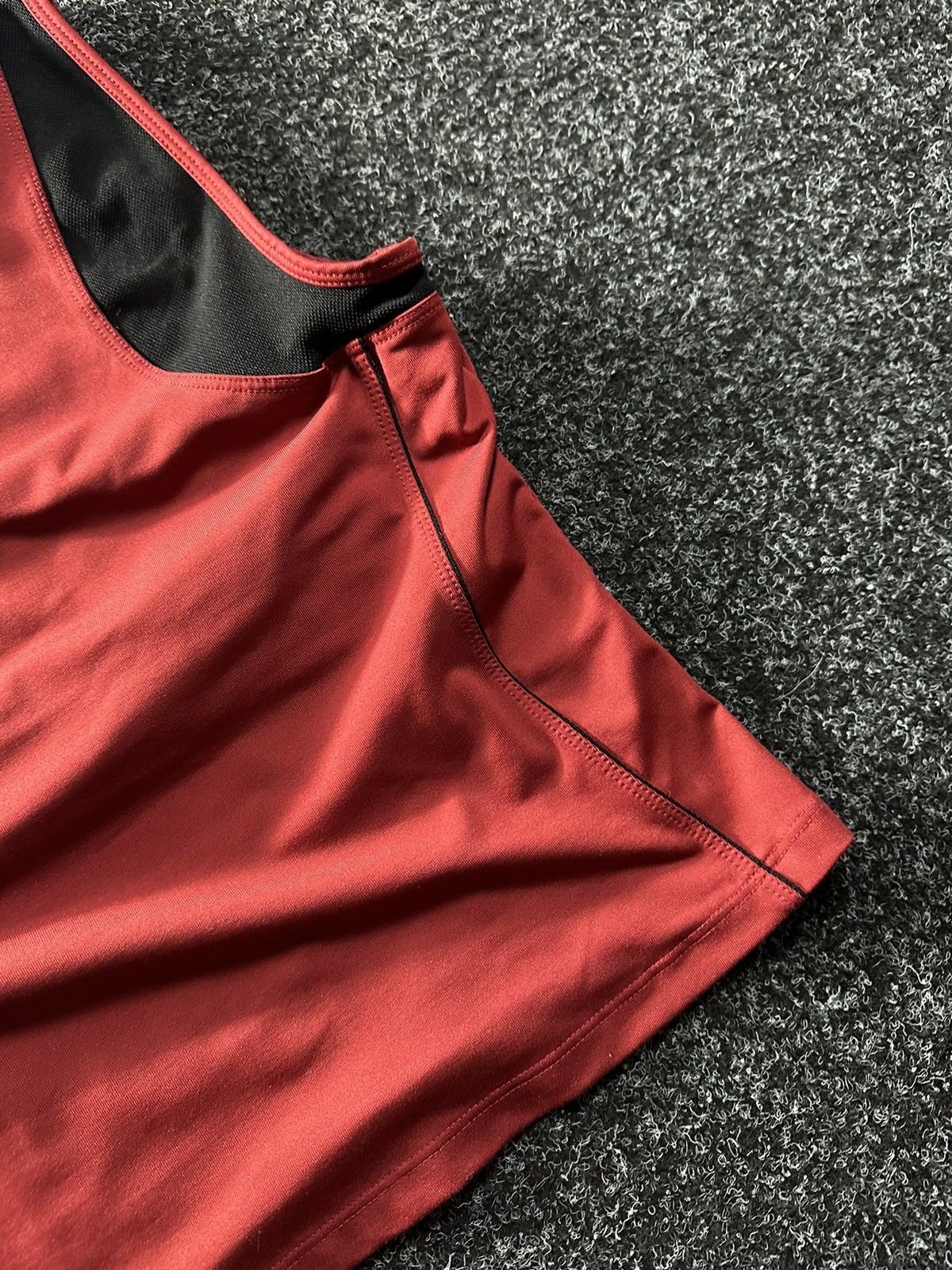 Oakley × Vintage 🚨Oakley Woman Tank Top OUTDOOR SPORT Y2K red size L Size L / US 10 / IT 46 - 5 Thumbnail