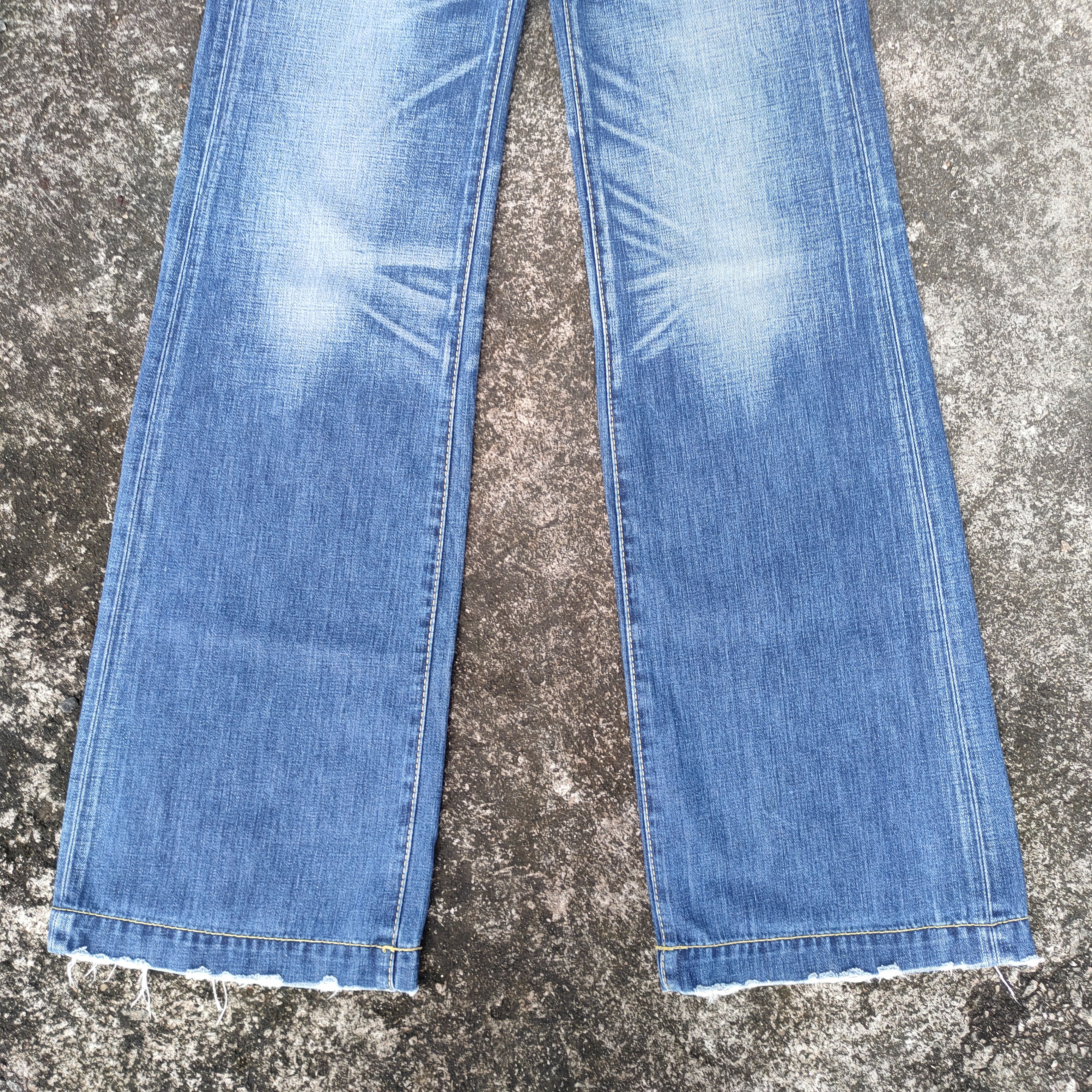 MOUSSY VINTAGE MOUSSY FLARE LOWRISE FADED JEANS DENIM PANTS Size US 30 / EU 46 - 3 Thumbnail