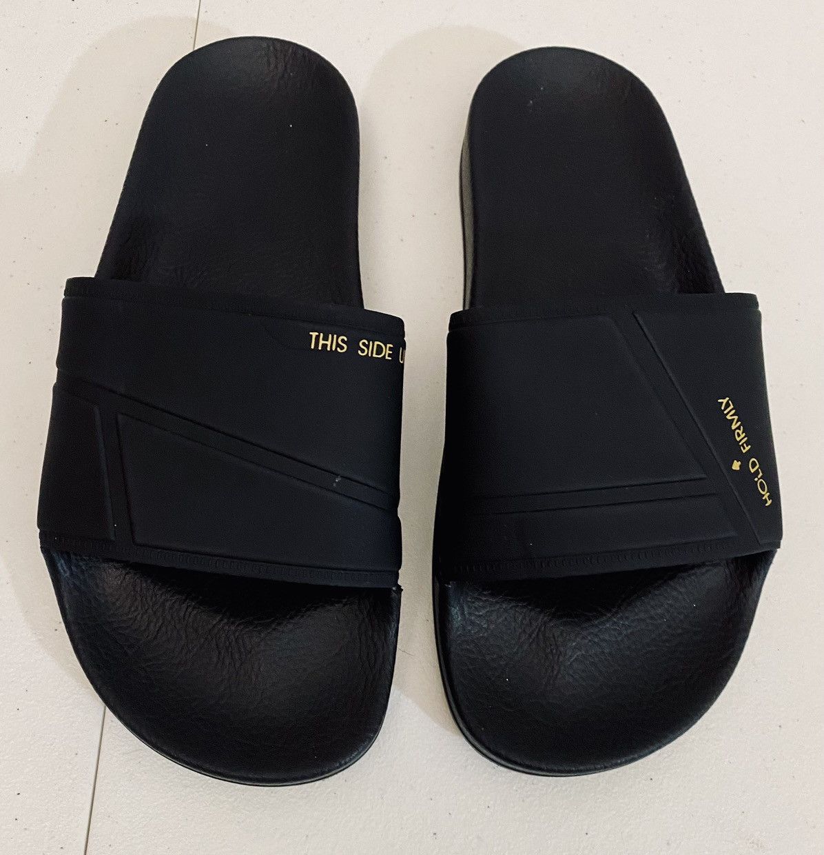 Adidas × Raf Simons Raf Simons 🇮🇹 x Adilette 'Bunny Black' All Blacks 6 M 8 W New Size US 6 / EU 39 - 4 Thumbnail