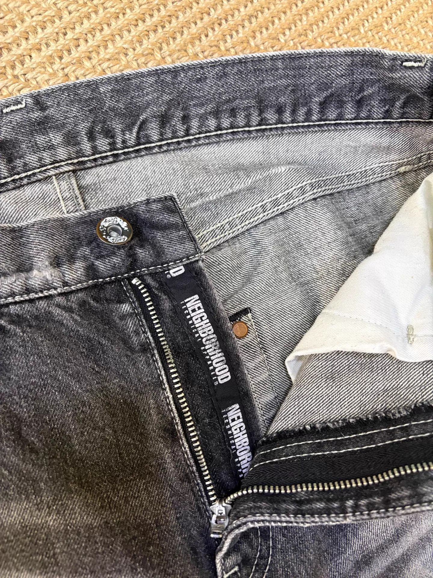 Neighborhood NBHD 06EX KNEEL Slashed Patched Oil-Washed Jeans S Size US 29 - 4 Thumbnail
