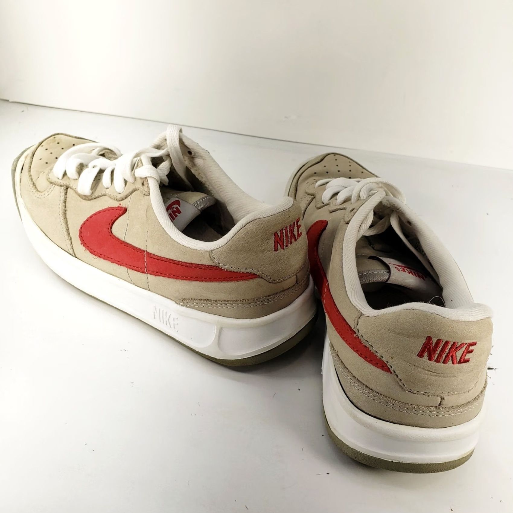 Nike Nike Vintage Classic Gray & Red Leather Sneakers Womens 8M - Alabama Roll Tide Size US 8 / IT 38 - 5 Thumbnail