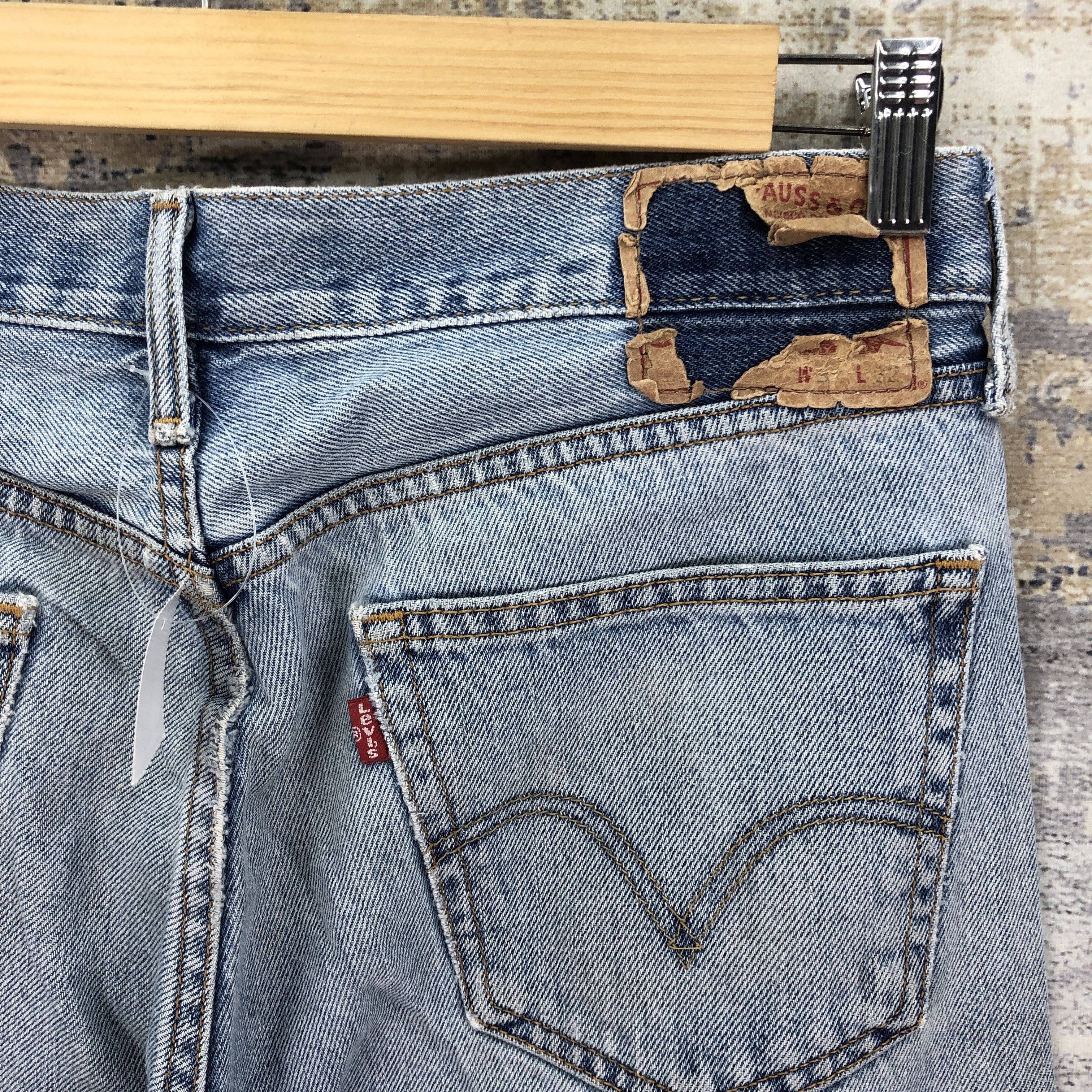 Levi's Vintage Levis 505 Light Wash Jeans Levi's Sun Faded Denim Size US 32 / EU 48 - 5 Thumbnail