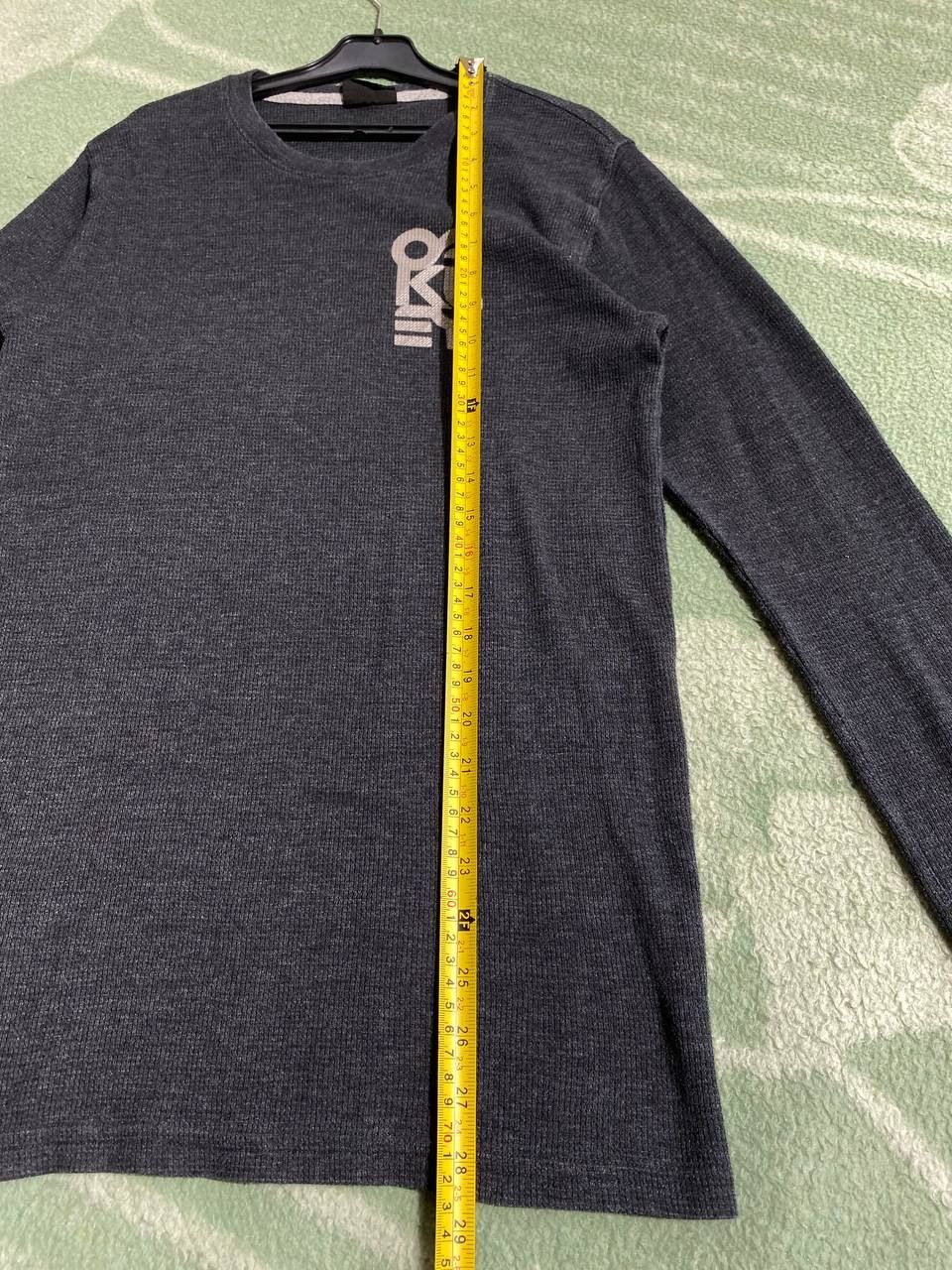 Oakley × Vintage Oakley vintage 2000s central logo sweatshirts Liter big logo Size US S / EU 44-46 / 1 - 11 Thumbnail