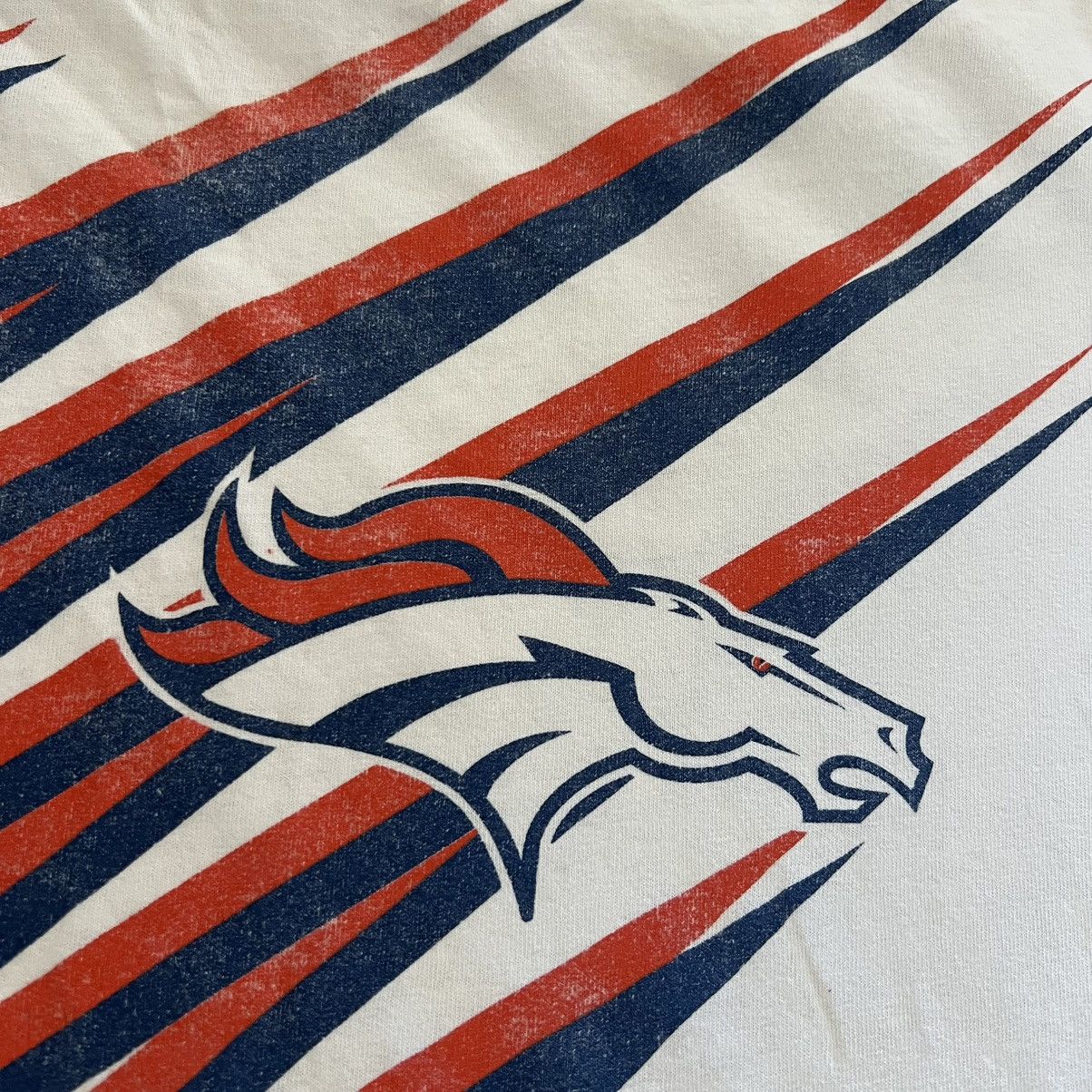 Starter Vintage 90s Starter Denver Broncos USA Made Tee L Size US L / EU 52-54 / 3 - 5 Thumbnail