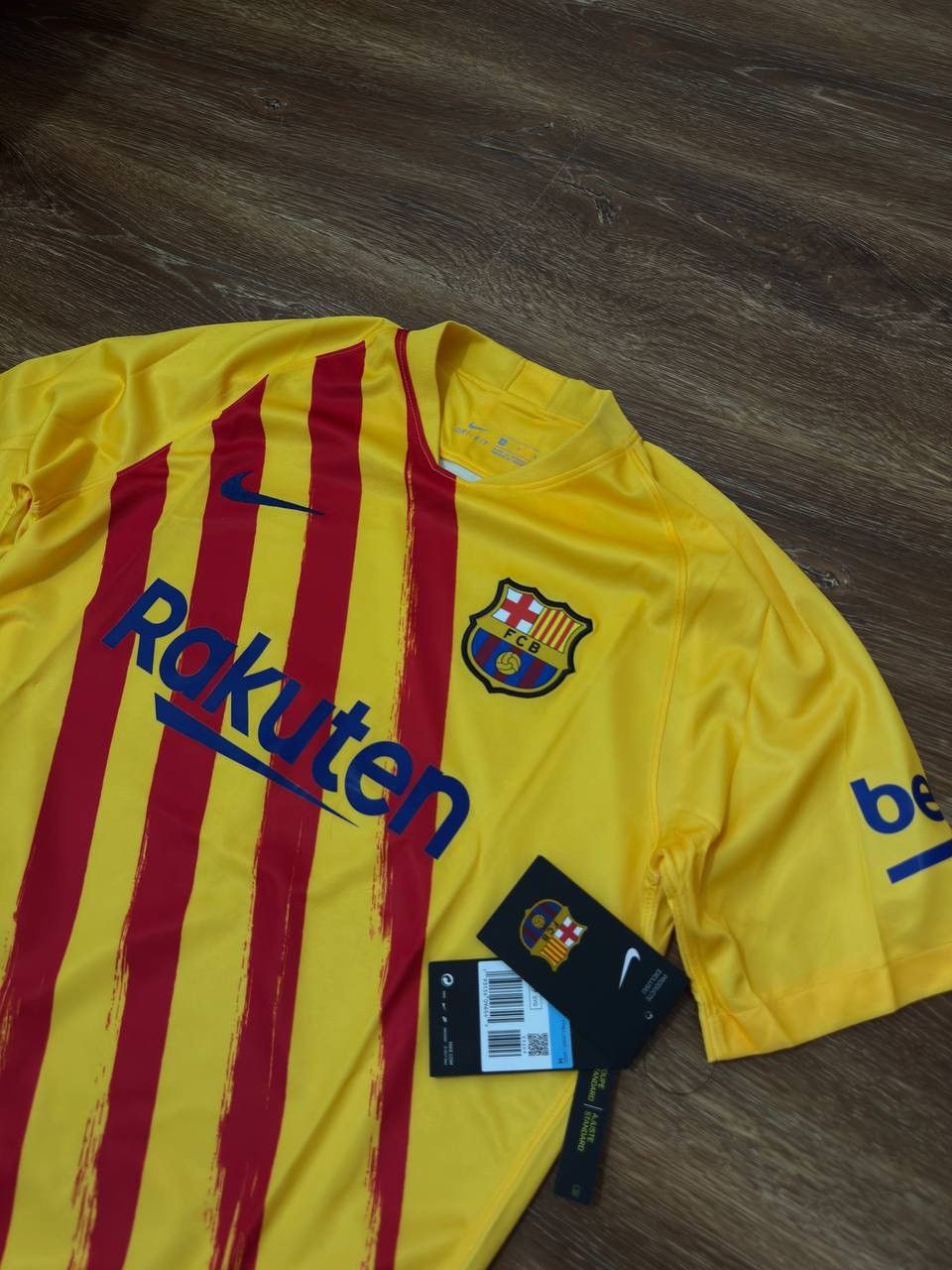 Nike Barcelona 2019-2020 fourth kit Size US M / EU 48-50 / 2 - 2 Thumbnail