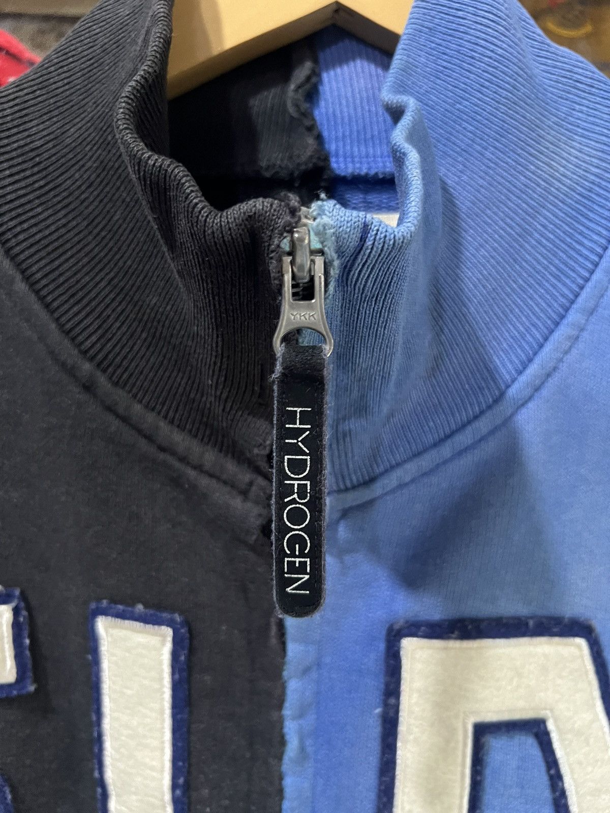 HYDROGEN 🔥Hydrogen FIAT Zipper Jacket Size US L / EU 52-54 / 3 - 4 Thumbnail