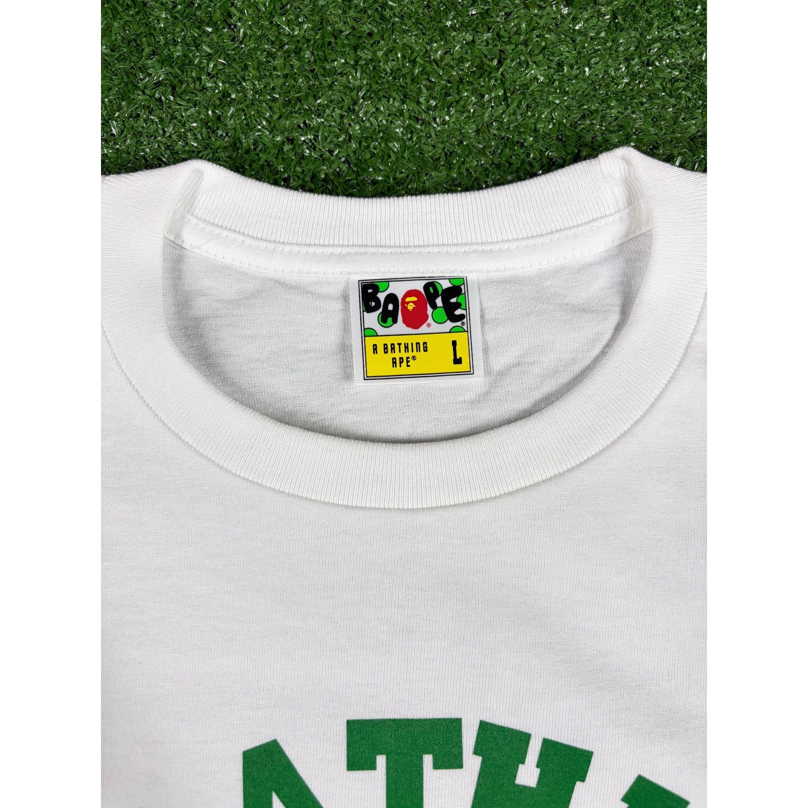 Bape BAPE Christmas College White/Green T-Shirt Size Large Size US L / EU 52-54 / 3 - 3 Thumbnail