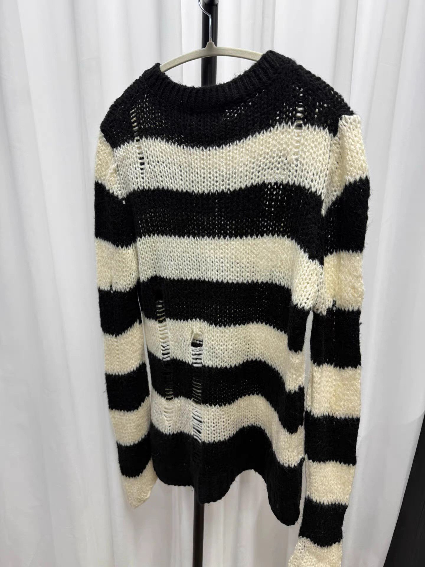 Ann Demeulemeester Ann demeulemeester Distressed Striped Sweater K20 Size US XXS / EU 40 - 4 Thumbnail