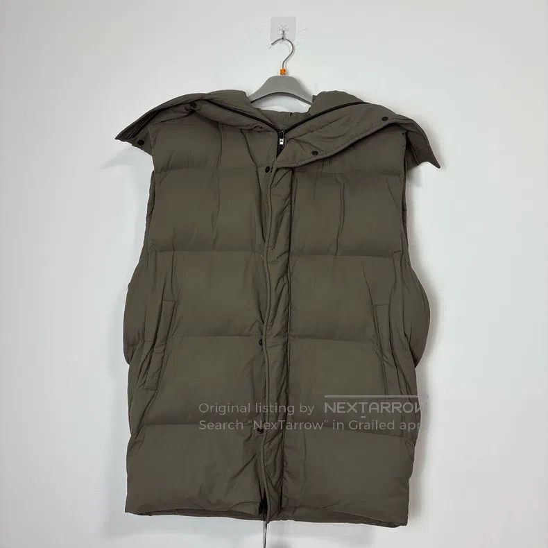 Balenciaga Balenciaga Vests Size XS / US 0-2 / IT 36-38 - 1 Thumbnail