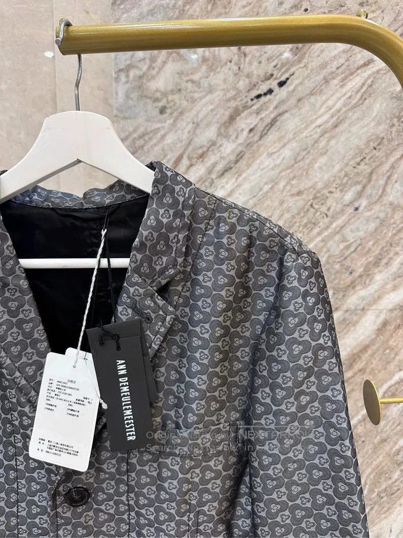 Ann Demeulemeester Ann Demeulemeester Silk Gray Pattern Blazer. Size US S / EU 44-46 / 1 - 2 Thumbnail