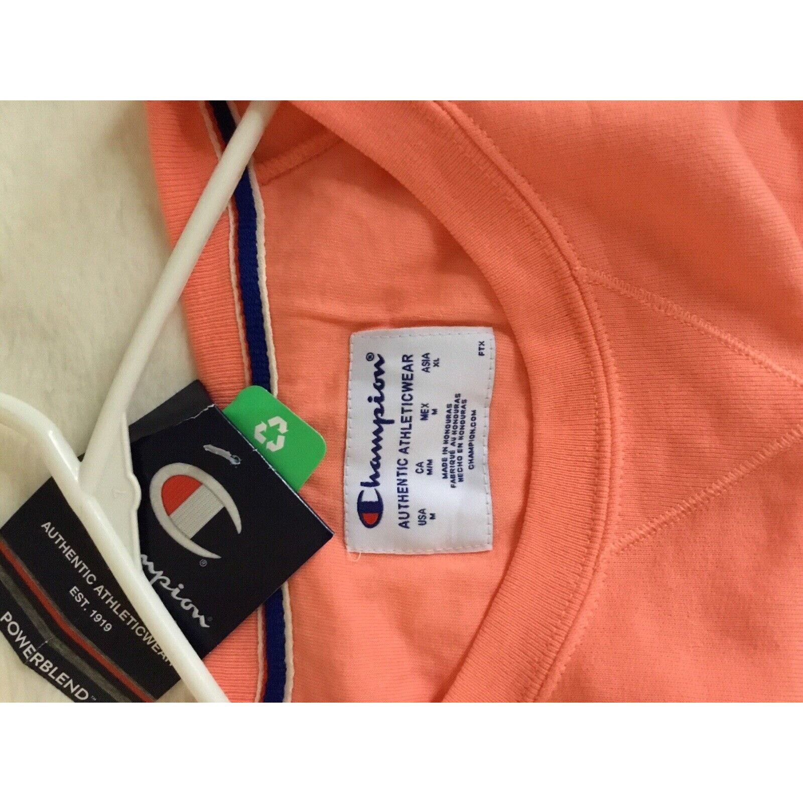 Champion NWT champion Women’s Sweater Size Medium warm ski workout Size M / US 6-8 / IT 42-44 - 6 Thumbnail