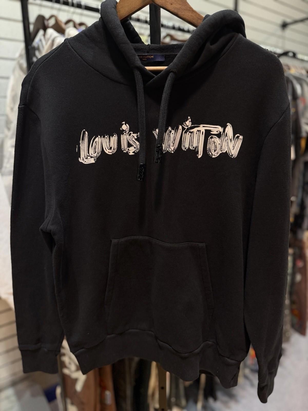 Louis Vuitton Size Medium - Louis Vuitton Graphic Hoodie Black SS22 1A9SVP Size US M / EU 48-50 / 2 - 5 Thumbnail