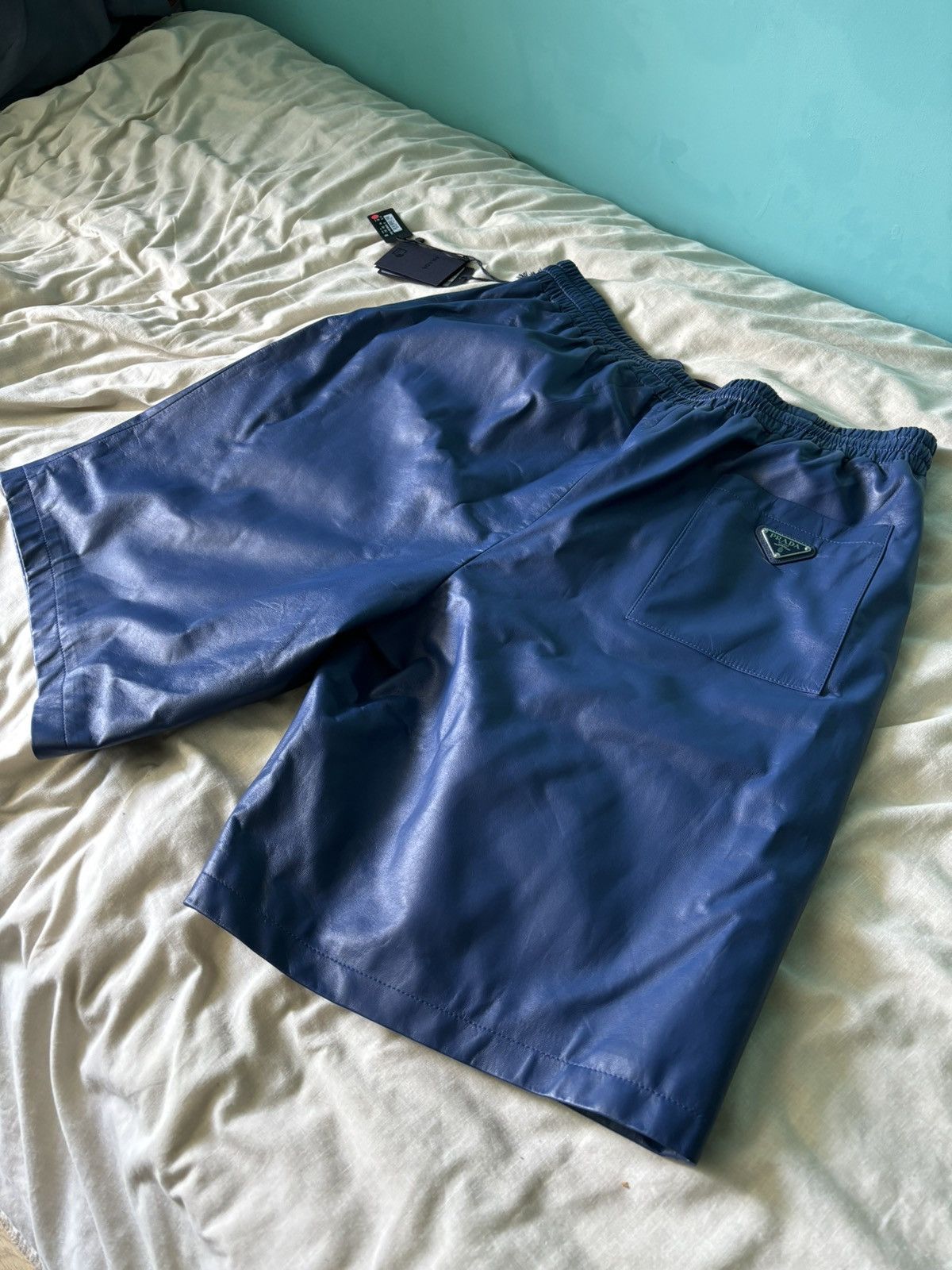 Prada Prada leather logo short Size US 44 / EU 60 - 3 Thumbnail