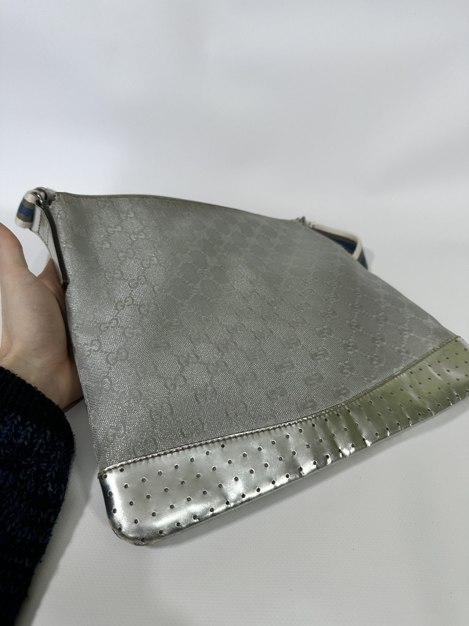 Gucci Gucci Messenger Bag GG Monogram Shiny Silver Leather Canvas Size ONE SIZE - 14 Thumbnail
