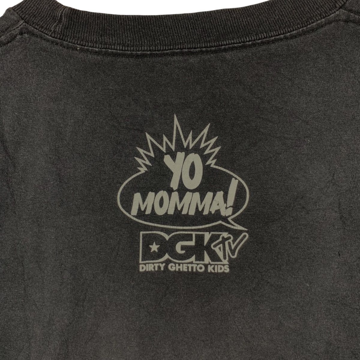 Vintage DIRTY GHETTO KIDS Yo Momma Hip Hop Rap Tee Shirt Size US L / EU 52-54 / 3 - 6 Thumbnail