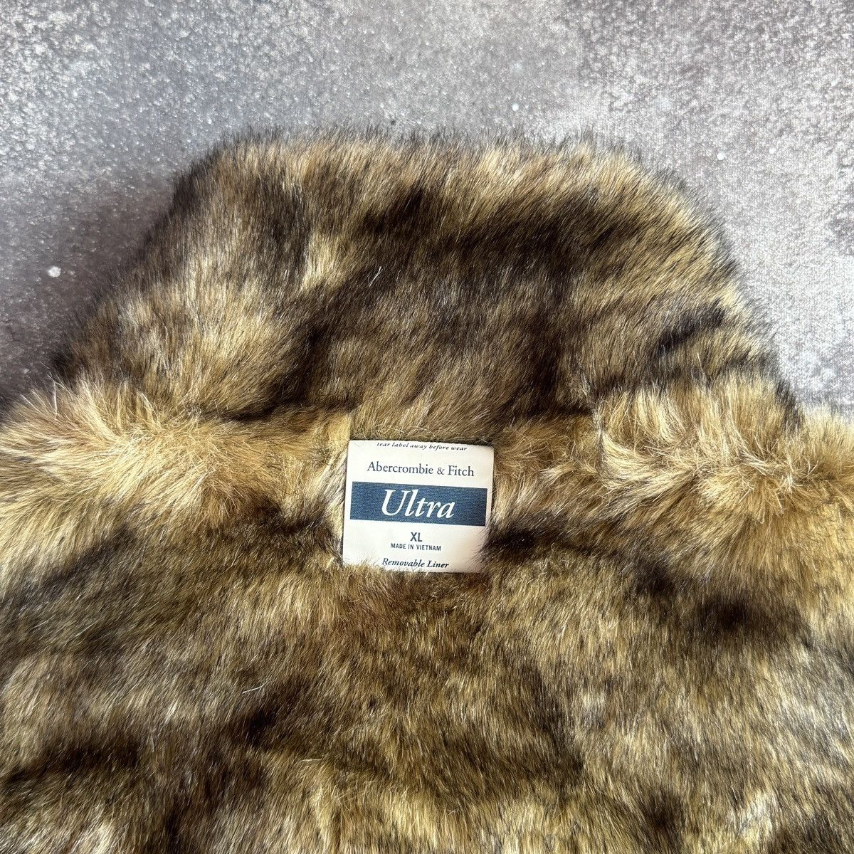 Abercrombie & Fitch Abercrombie & Fitch Vintage Y2K Faux Fur Vest Jacket Size XL / US 12-14 / IT 48-50 - 9 Thumbnail