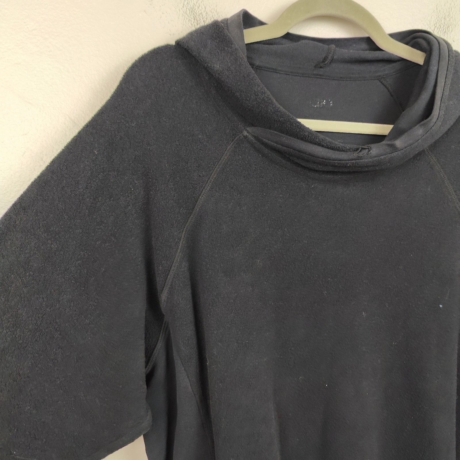 Alo Alo Yoga Triumph Hoodie Mens XL Black Triblend Pullover Size US XL / EU 56 / 4 - 2 Thumbnail
