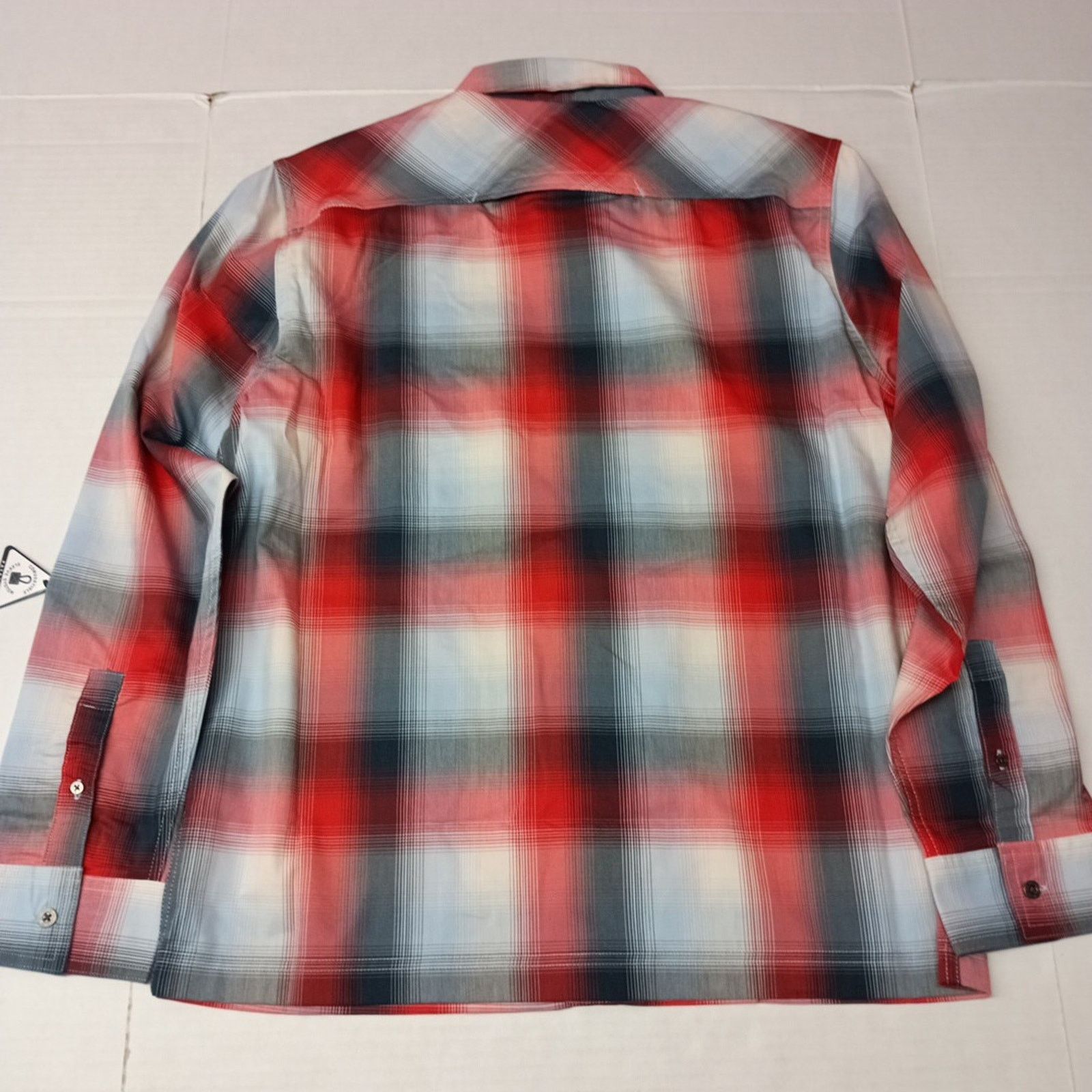 Wrangler Wrangler Shirt Men's L Red Plaid Convertible Sleeves Shirt Size US L / EU 52-54 / 3 - 10 Thumbnail