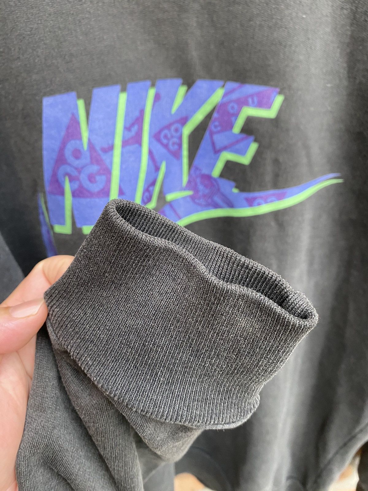 Nike ACG 1990s Nike ACG big logo distressed Size US L / EU 52-54 / 3 - 7 Thumbnail