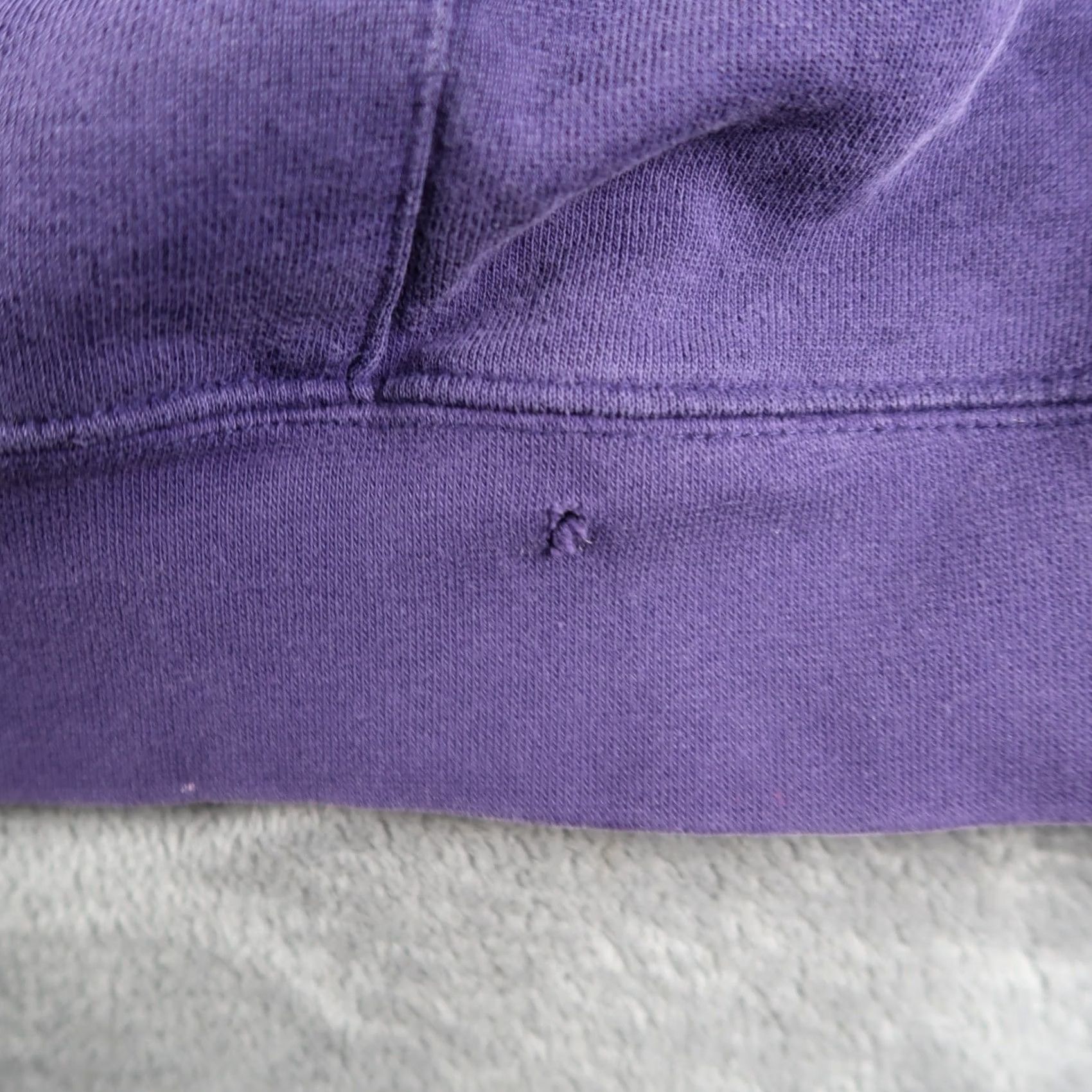 Jansport VINTAGE JanSport Sweatshirt Hoodie Shirt Mens 2XL Purple 90s Estrella Mountain College Graphic Print Hoodie Pullover Crew Neck Sweatshirt Size US XXL / EU 58 / 5 - 3 Thumbnail