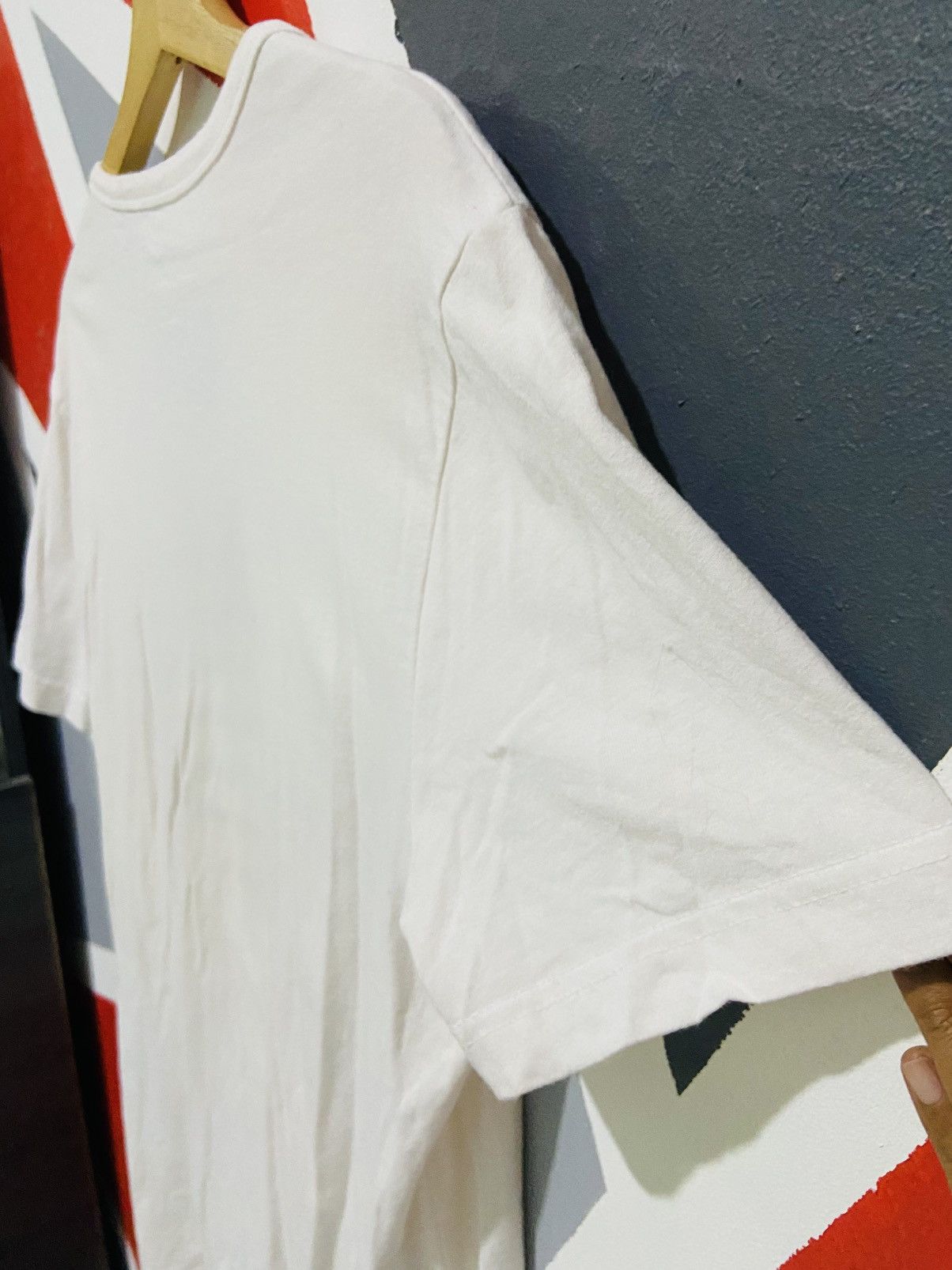 Guess Guess V Neck Tee Size US M / EU 48-50 / 2 - 5 Thumbnail