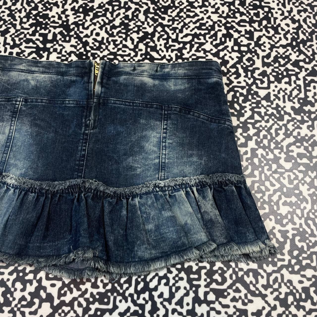Japanese Brand Vintage Y2K Japanese Sexy Flared Mini Skirt Retro 90s Style Size 26" / US 2 / IT 38 - 11 Thumbnail