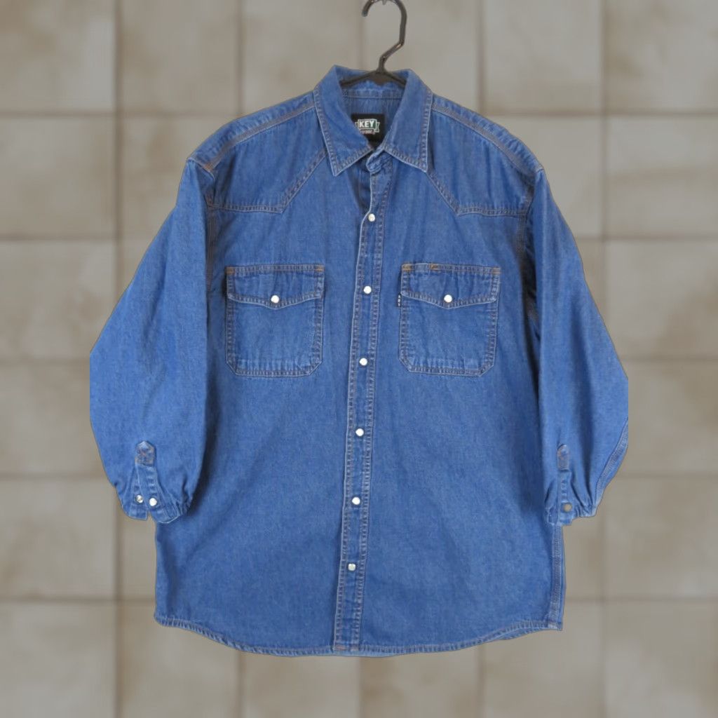 Vintage VINTAGE Key L Regular Denim western shirt Rockabilly Pearl snaps Western blue 3/4 Sleeve Mens Size US L / EU 52-54 / 3 - 1 Thumbnail