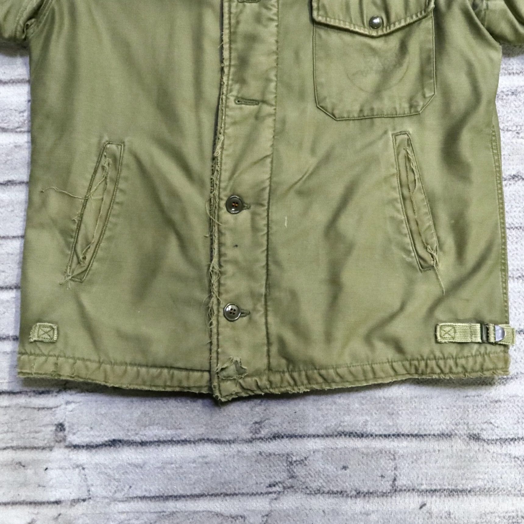 Vintage VINTAGE US Navy USN A-2 Seabees NMCB 3 Deck Jacket Mens Jacket Medium Green Plaid 1940s 50s Size M Size US M / EU 48-50 / 2 - 4 Thumbnail