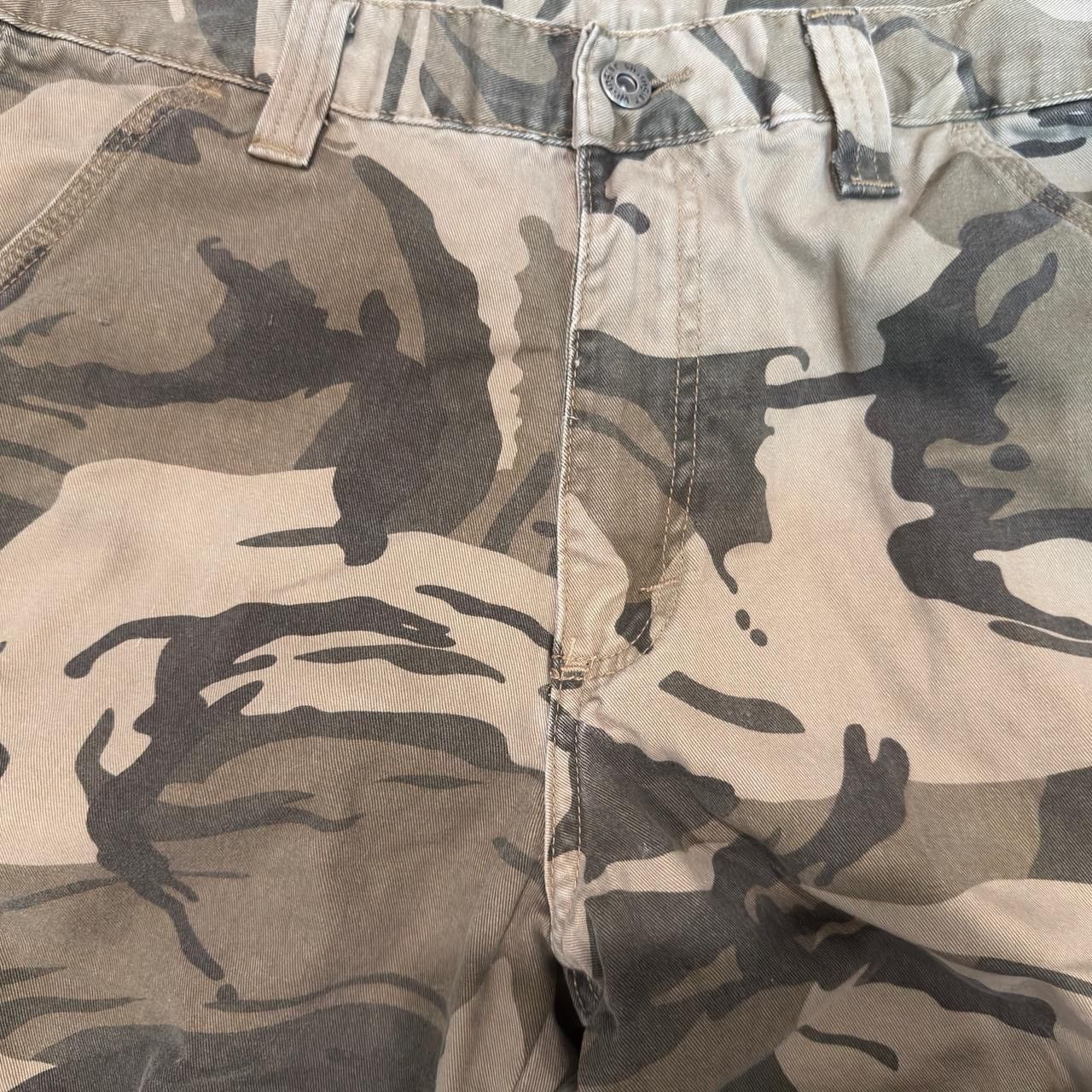 Wrangler Baggy Camo Cargo Pants Size US 30 / EU 46 - 3 Thumbnail