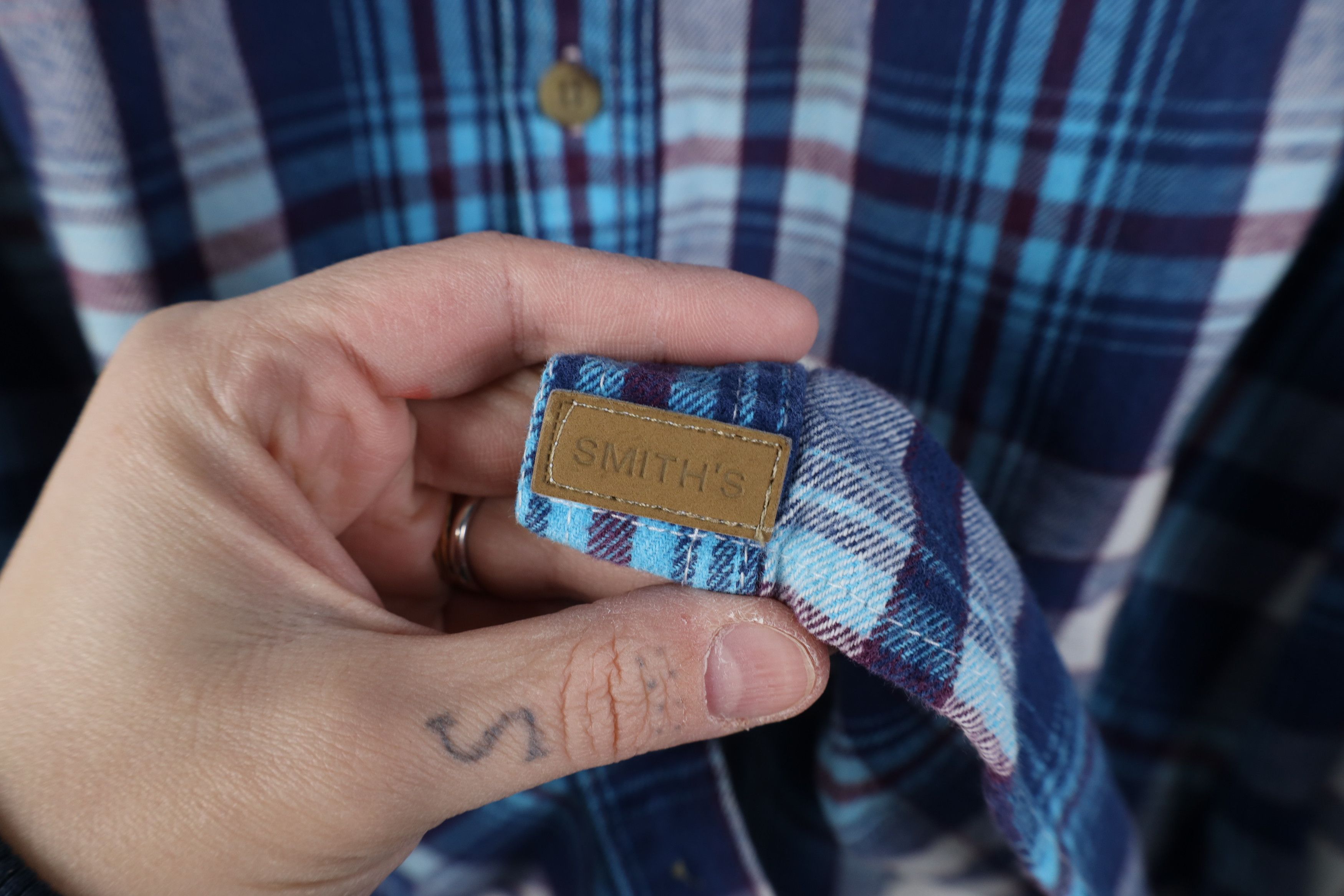 Vintage Vintage Y2K Streetwear Heavyweight Button Shirt Blue Plaid Size US XL / EU 56 / 4 - 4 Thumbnail