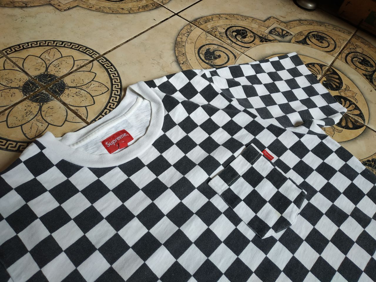 Supreme Supreme Checkerboard Pocket Tee Black/White Small Box Logo Size US M / EU 48-50 / 2 - 12 Thumbnail
