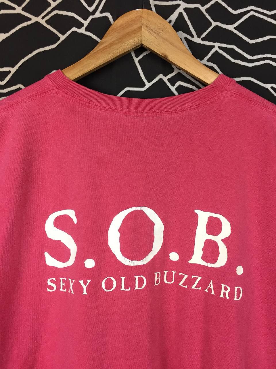 Comfort Colors Vtg Comfort Colors S.O.B. Sexy Old Buzzard Graphic Tee Size US L / EU 52-54 / 3 - 3 Thumbnail