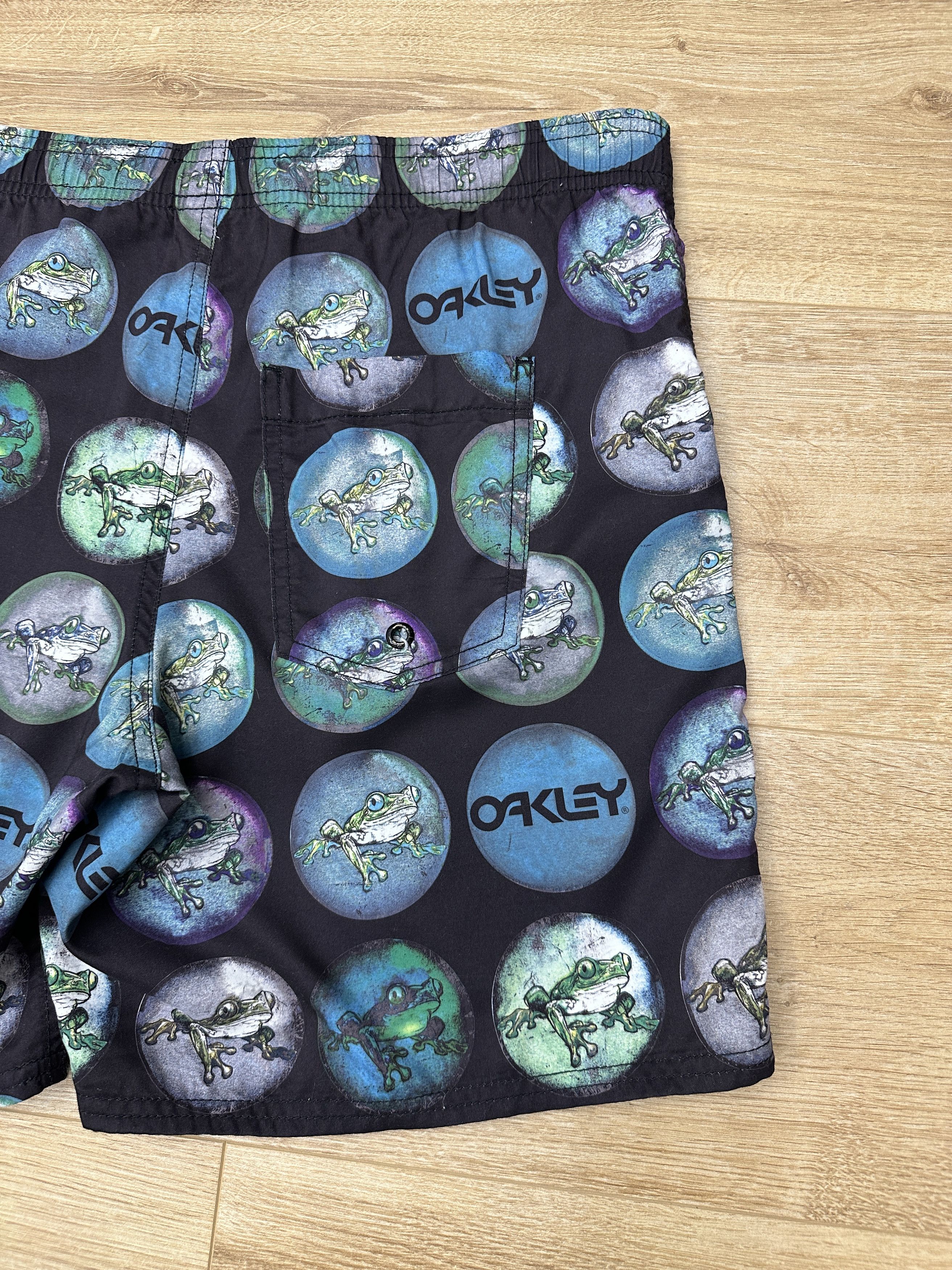 Oakley Oakley Frog Print Swim Shorts Polyester Size 30 Beach Swim Size US 32 / EU 48 - 12 Thumbnail